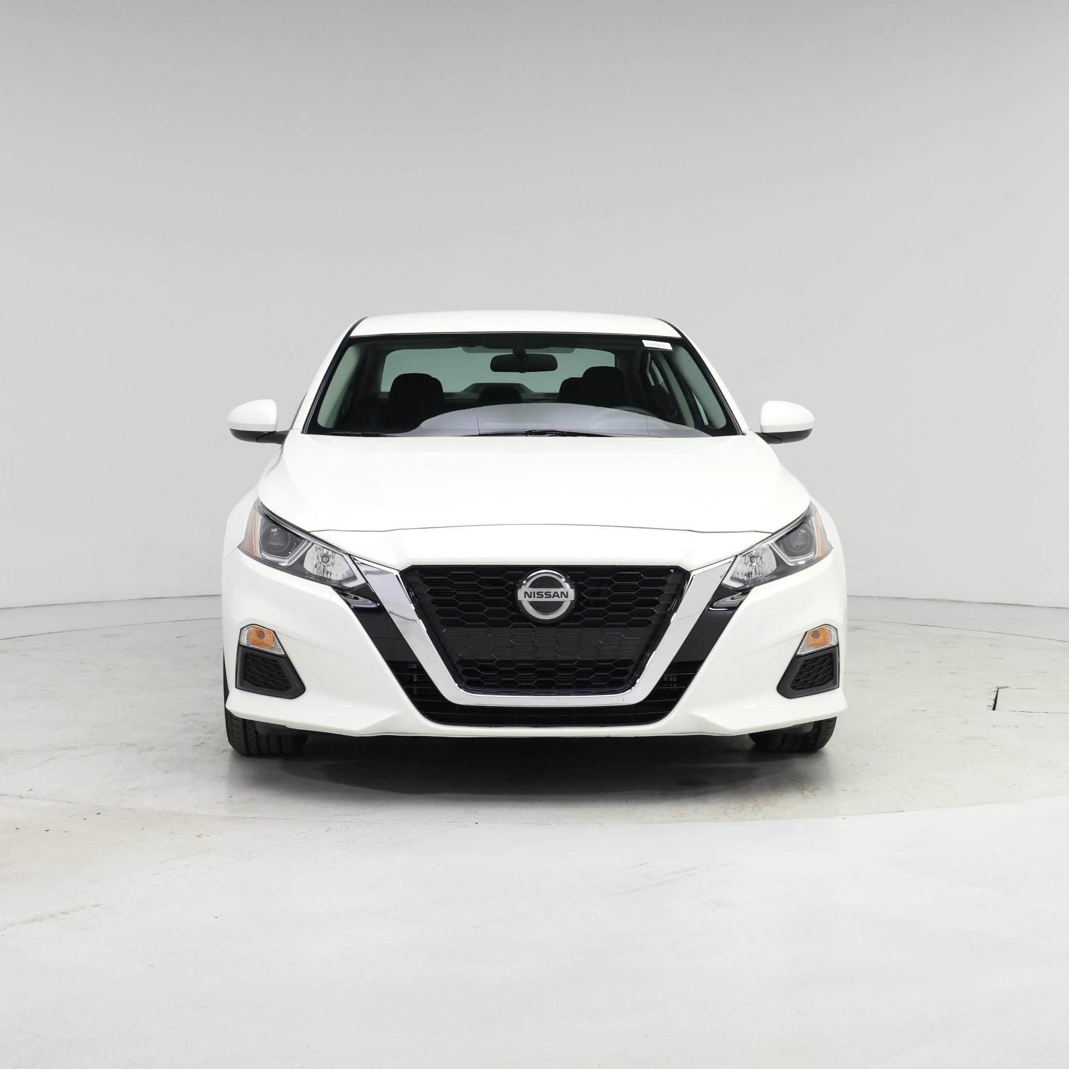 Thumbnail: 2020 Nissan Altima - 5
