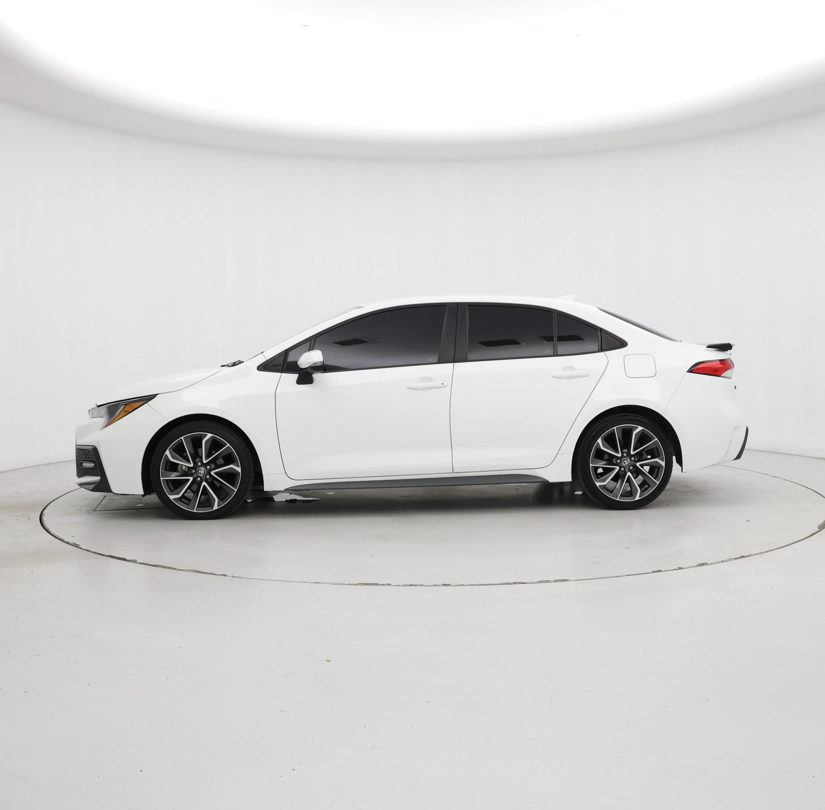 Thumbnail: 2021 Toyota Corolla - 3