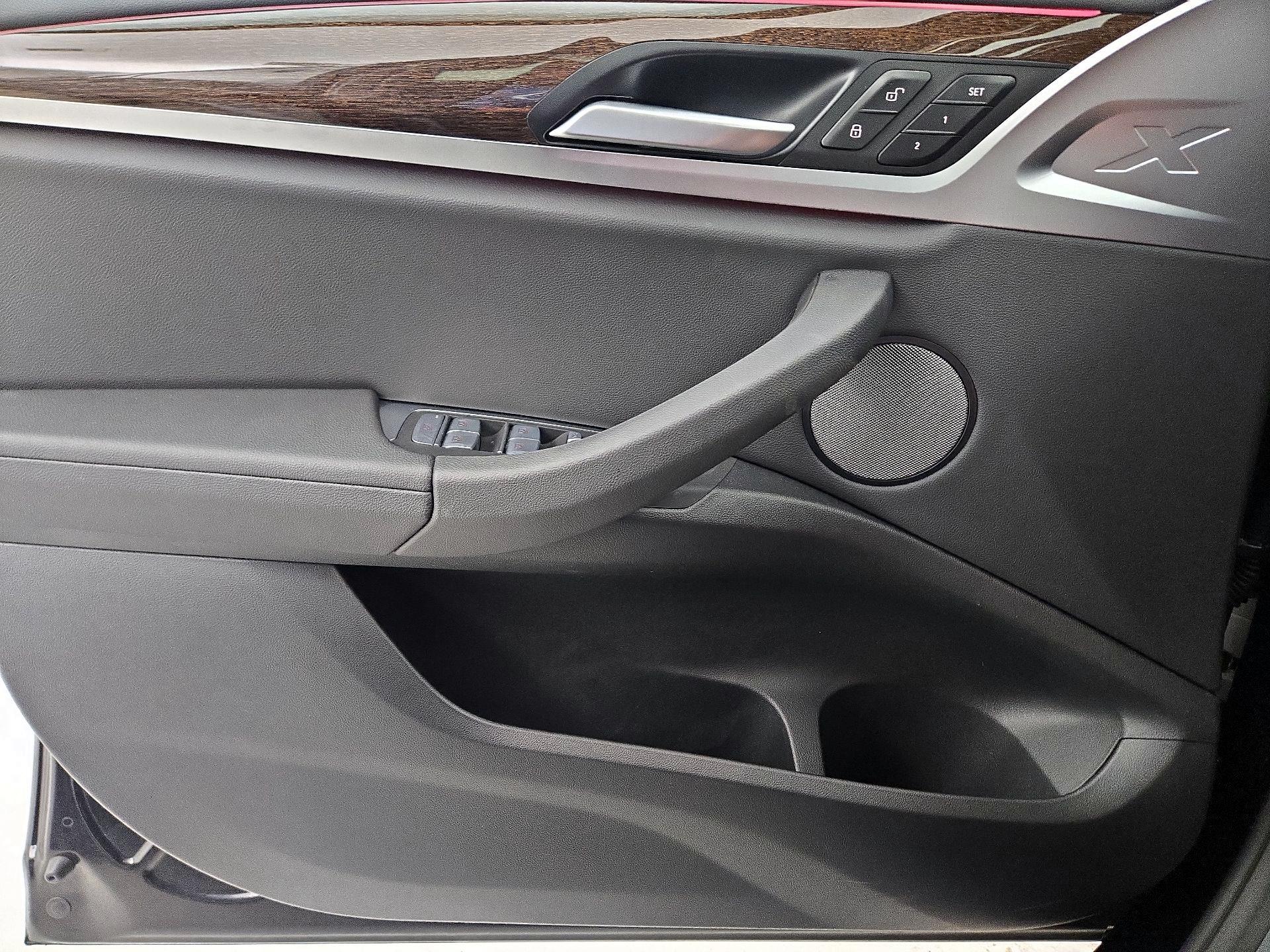 Thumbnail: 2024 BMW X3 - 12