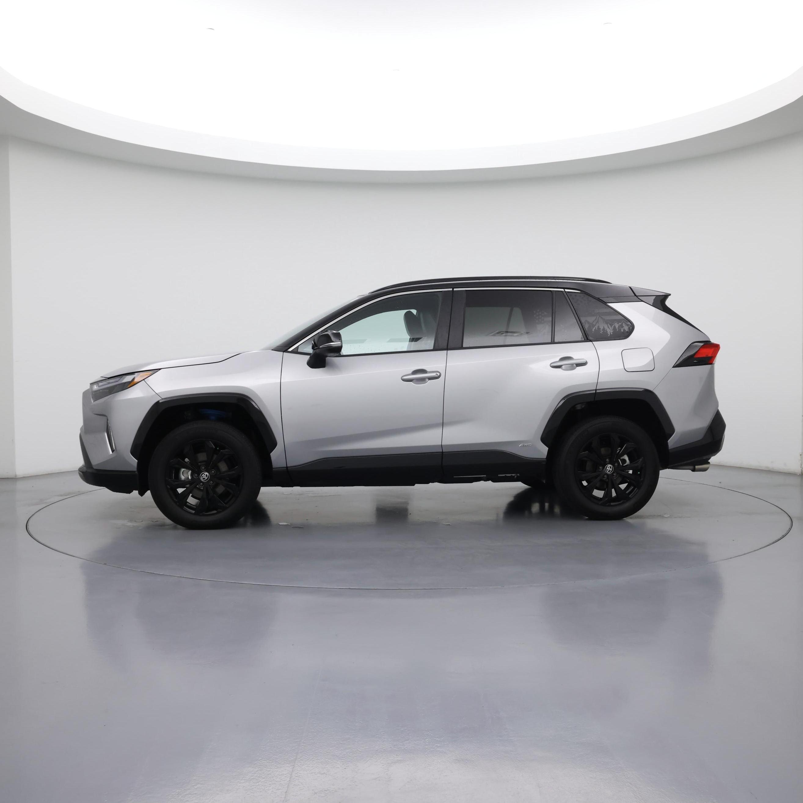 Thumbnail: 2025 Toyota RAV4 - 3