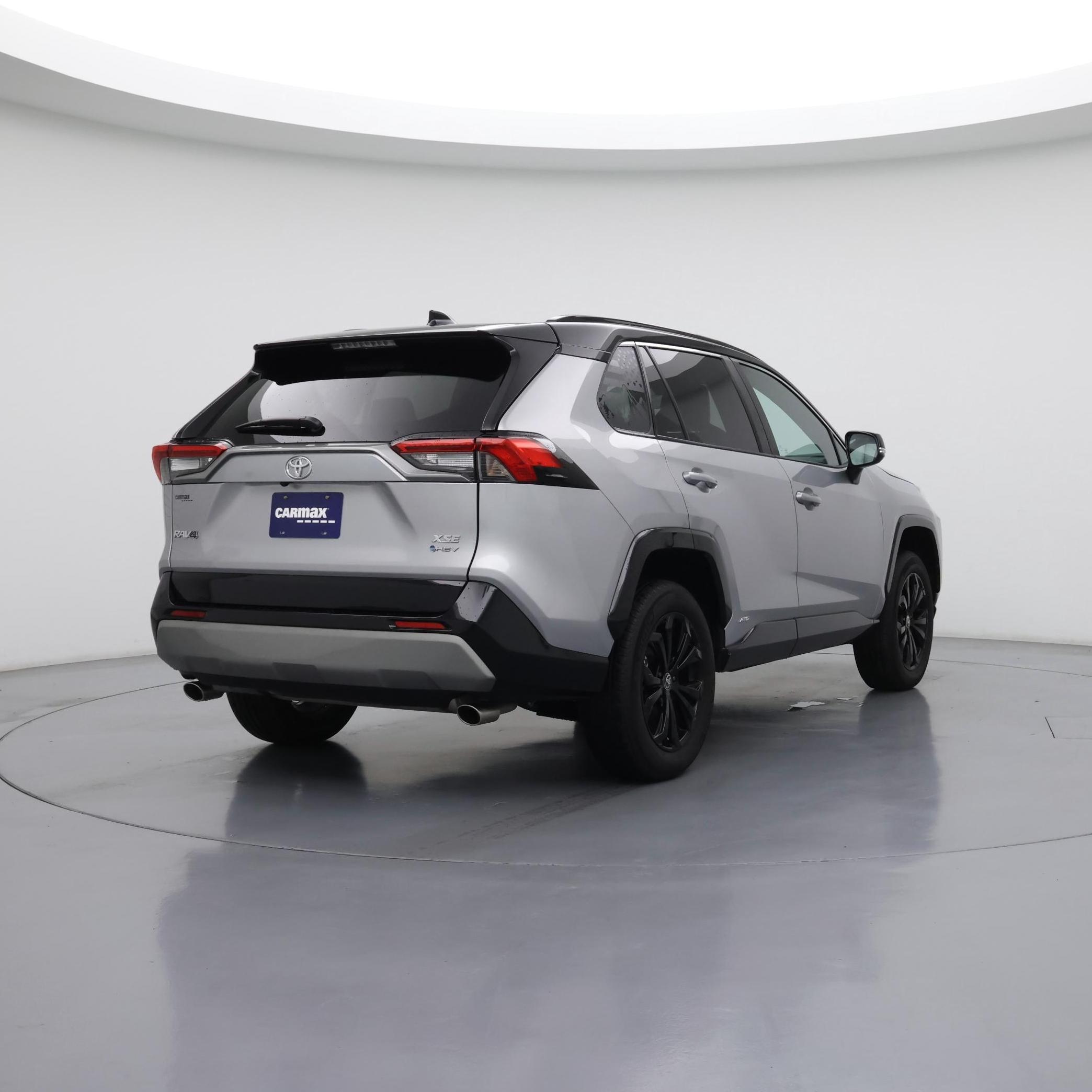 Thumbnail: 2025 Toyota RAV4 - 8