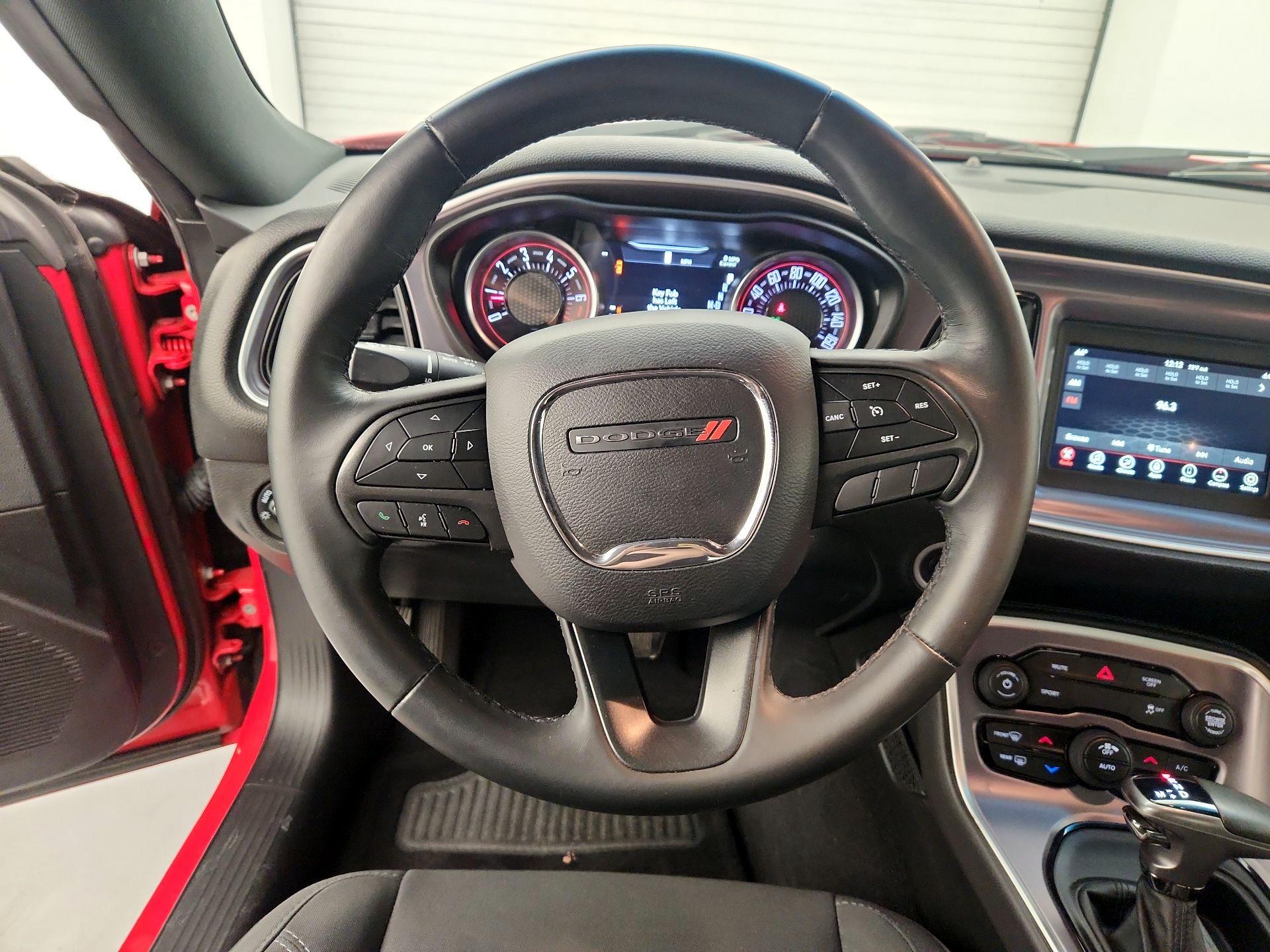 Thumbnail: 2019 Dodge Challenger - 10