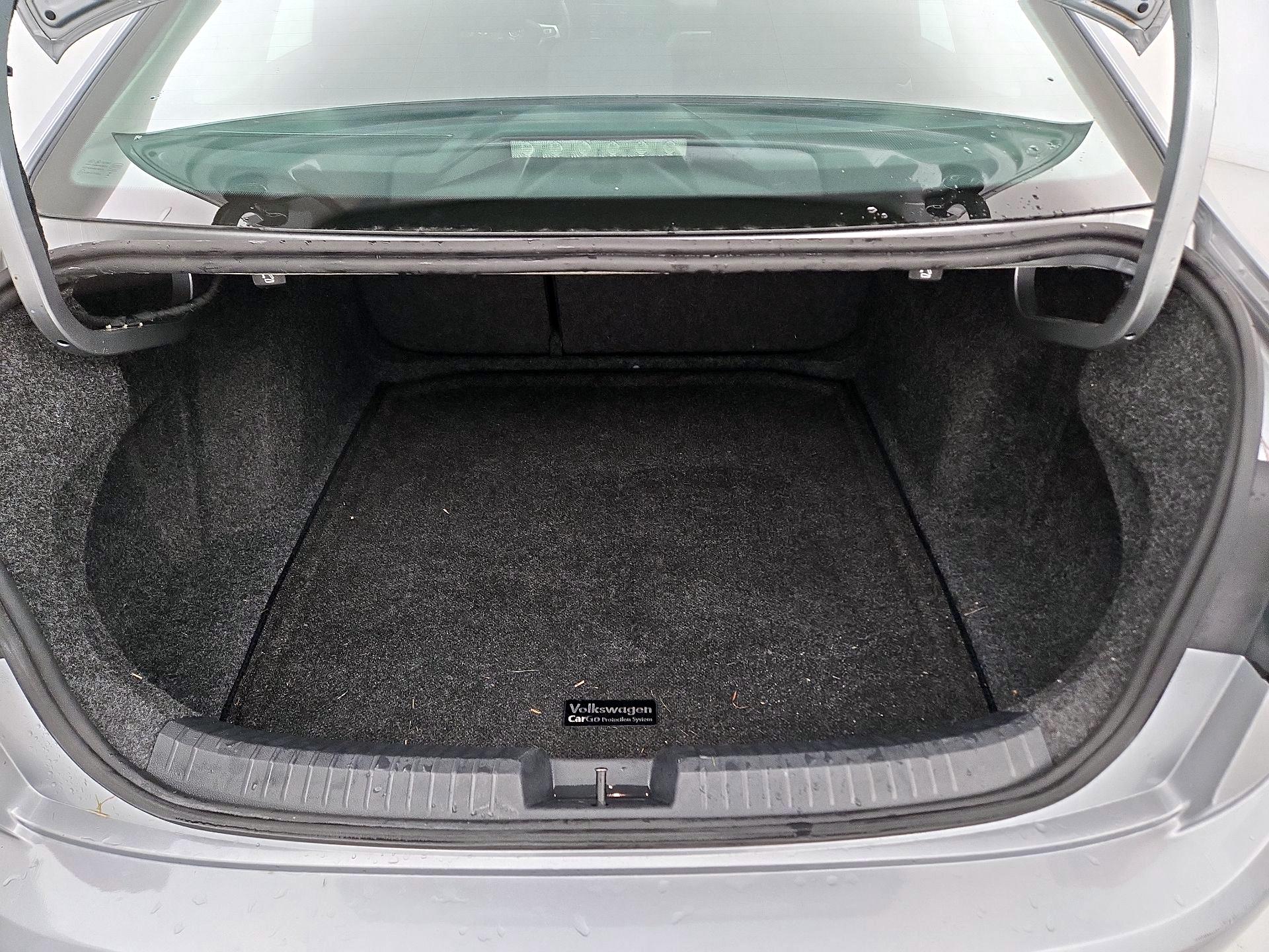 Thumbnail: 2019 Volkswagen Jetta - 20