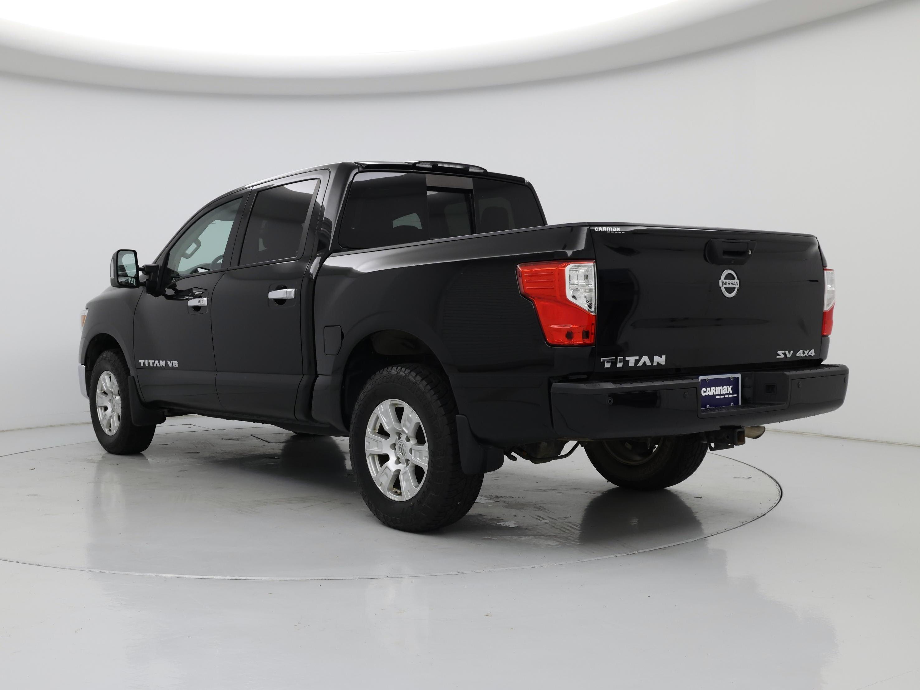 Thumbnail: 2018 Nissan Titan - 2