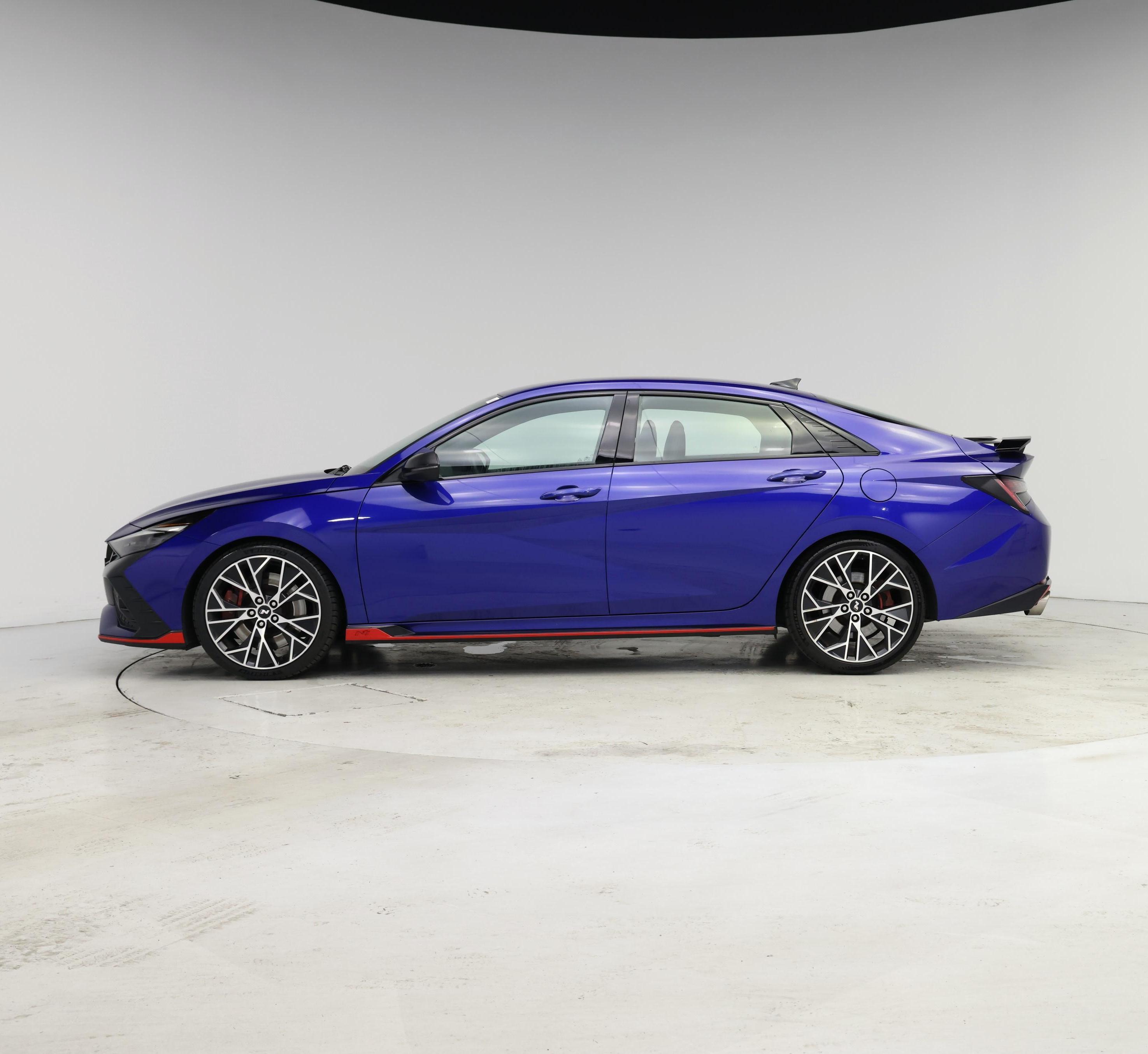 Thumbnail: 2022 Hyundai Elantra - 3