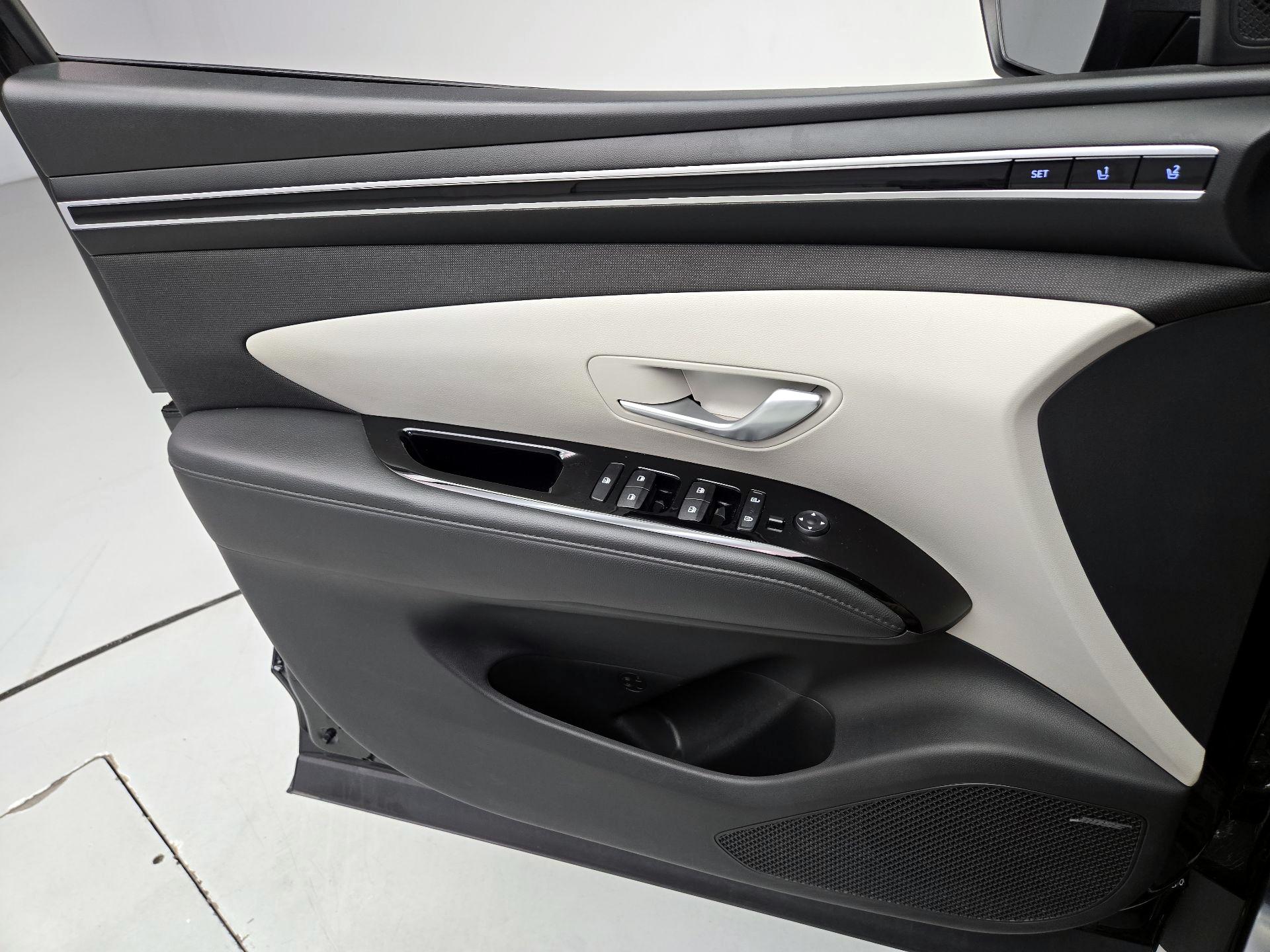 Thumbnail: 2024 Hyundai Tucson - 12