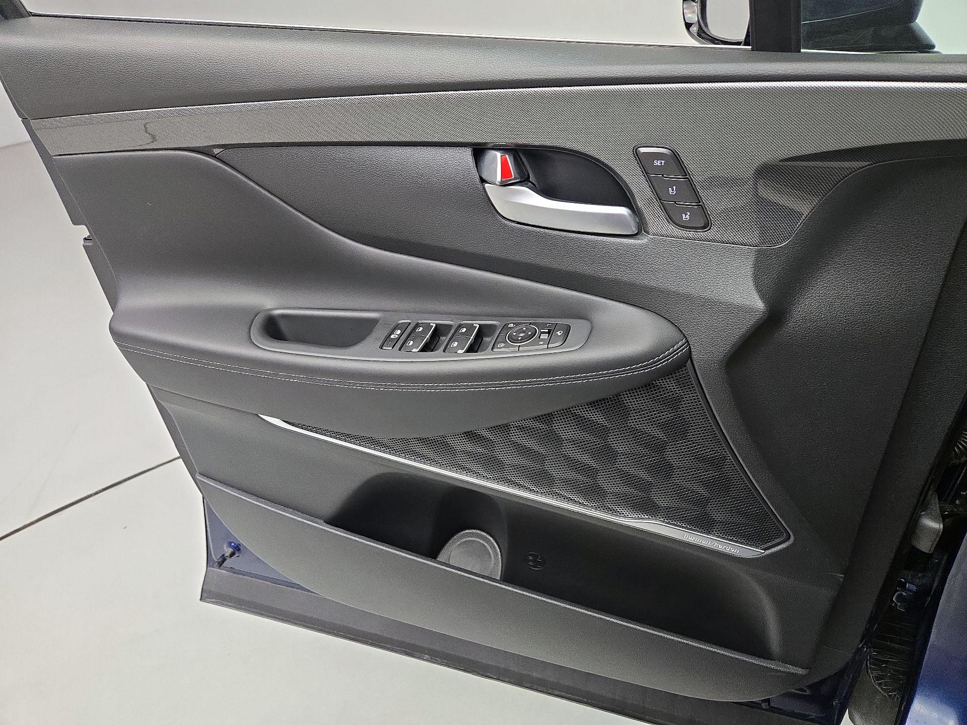 Thumbnail: 2023 Hyundai Santa Fe - 12