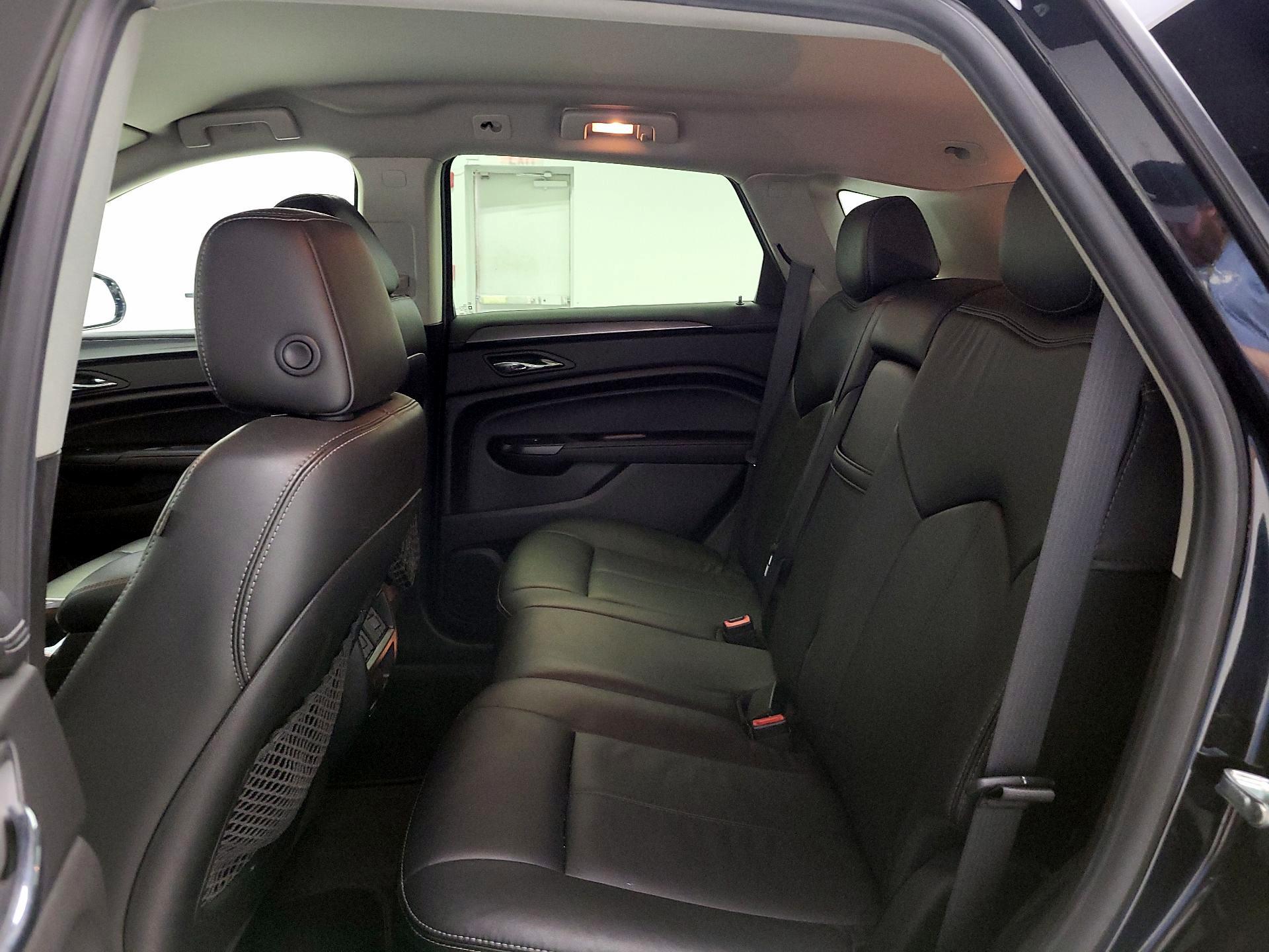 Thumbnail: 2016 Cadillac SRX - 18