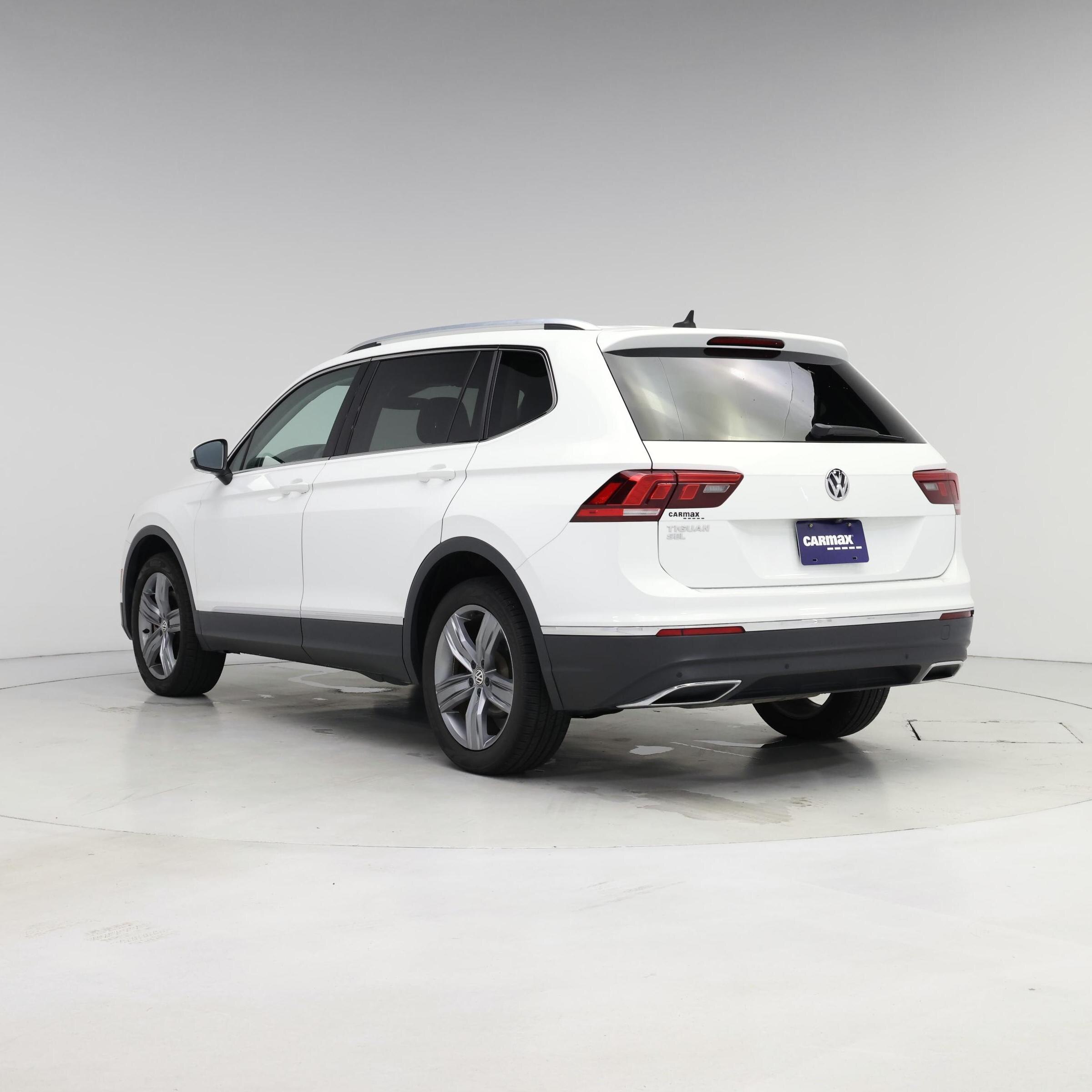 Thumbnail: 2020 Volkswagen Tiguan - 2