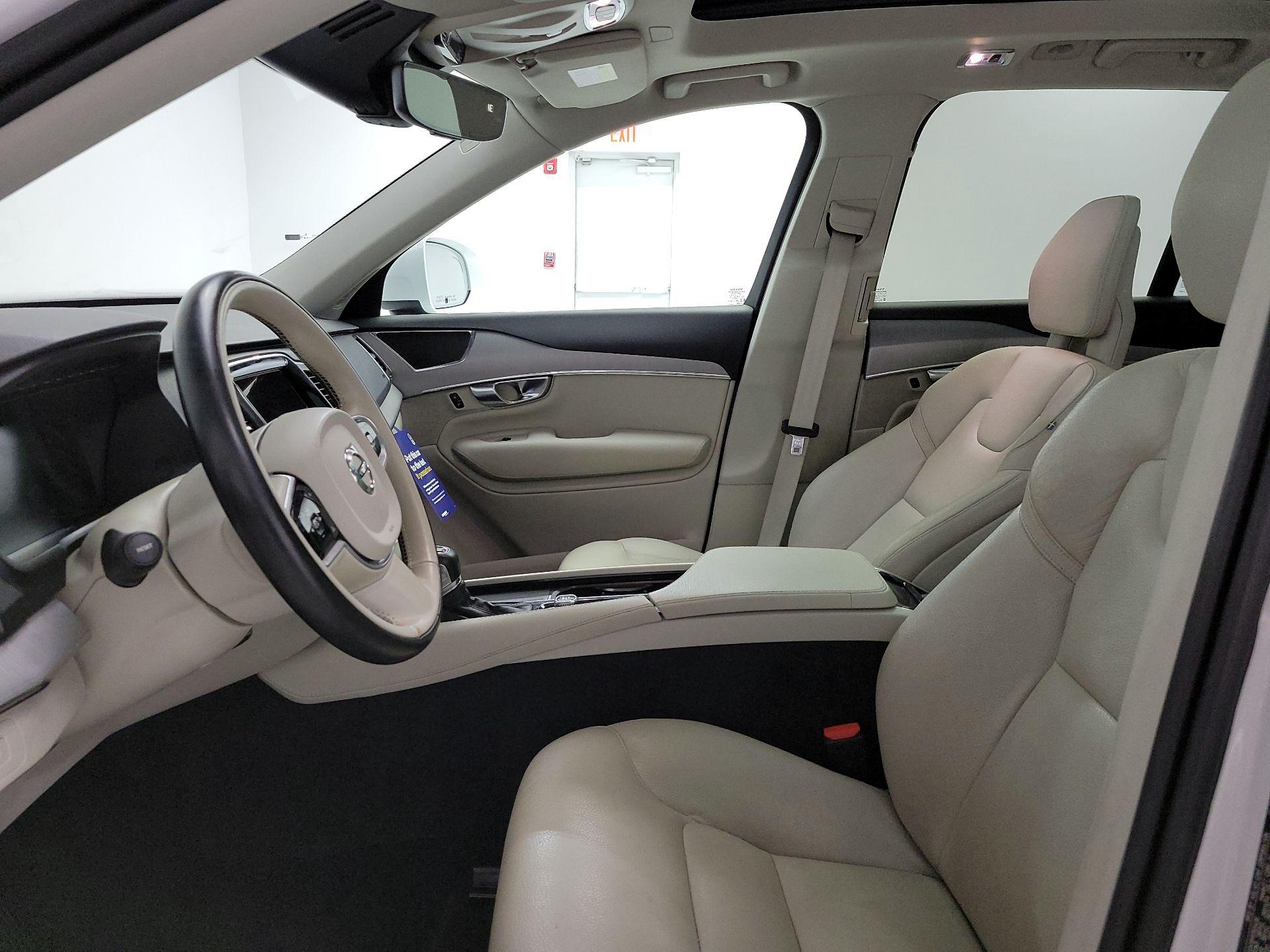 Thumbnail: 2021 Volvo XC90 - 11