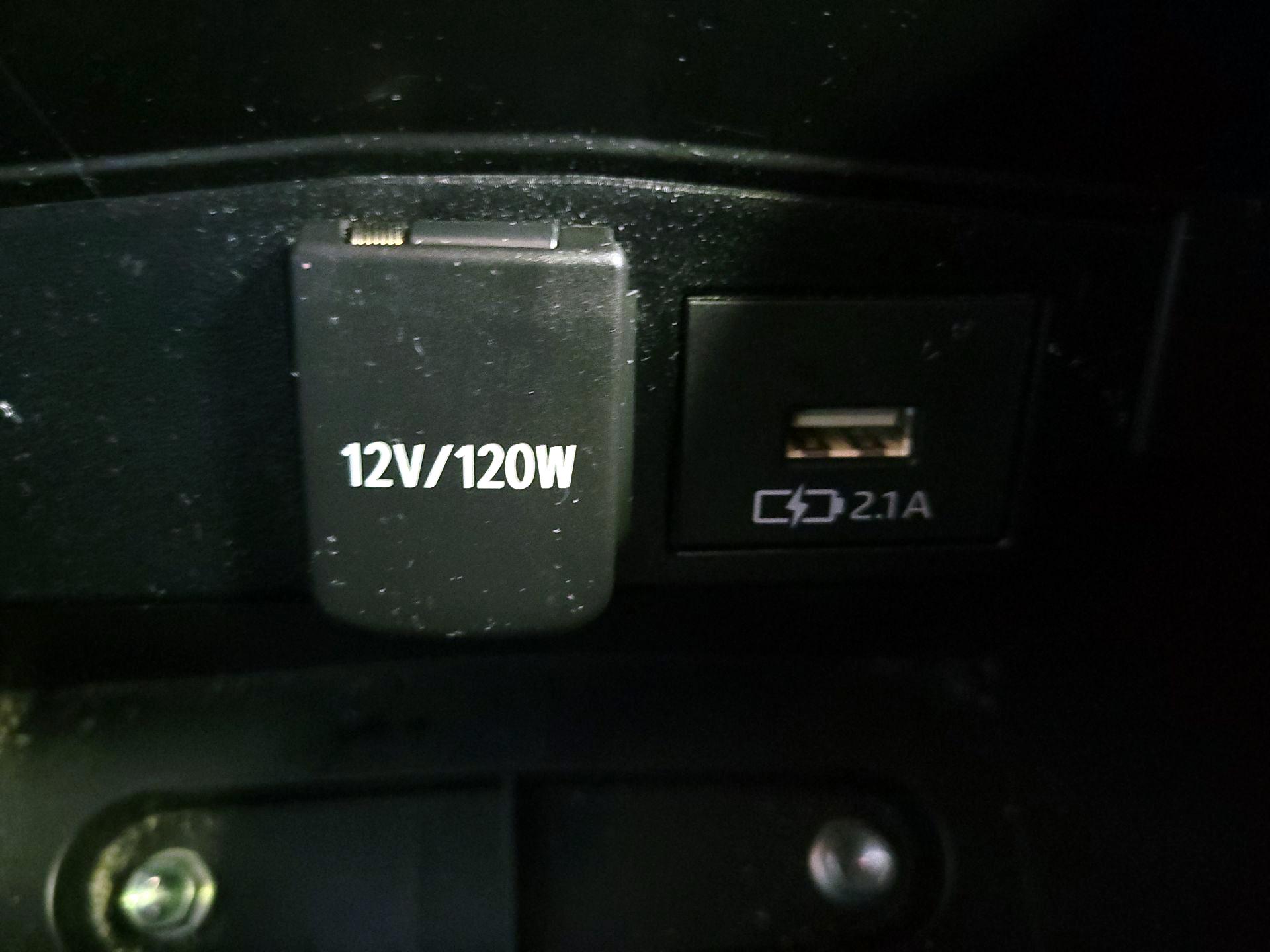 Thumbnail: 2021 Toyota Corolla - 18