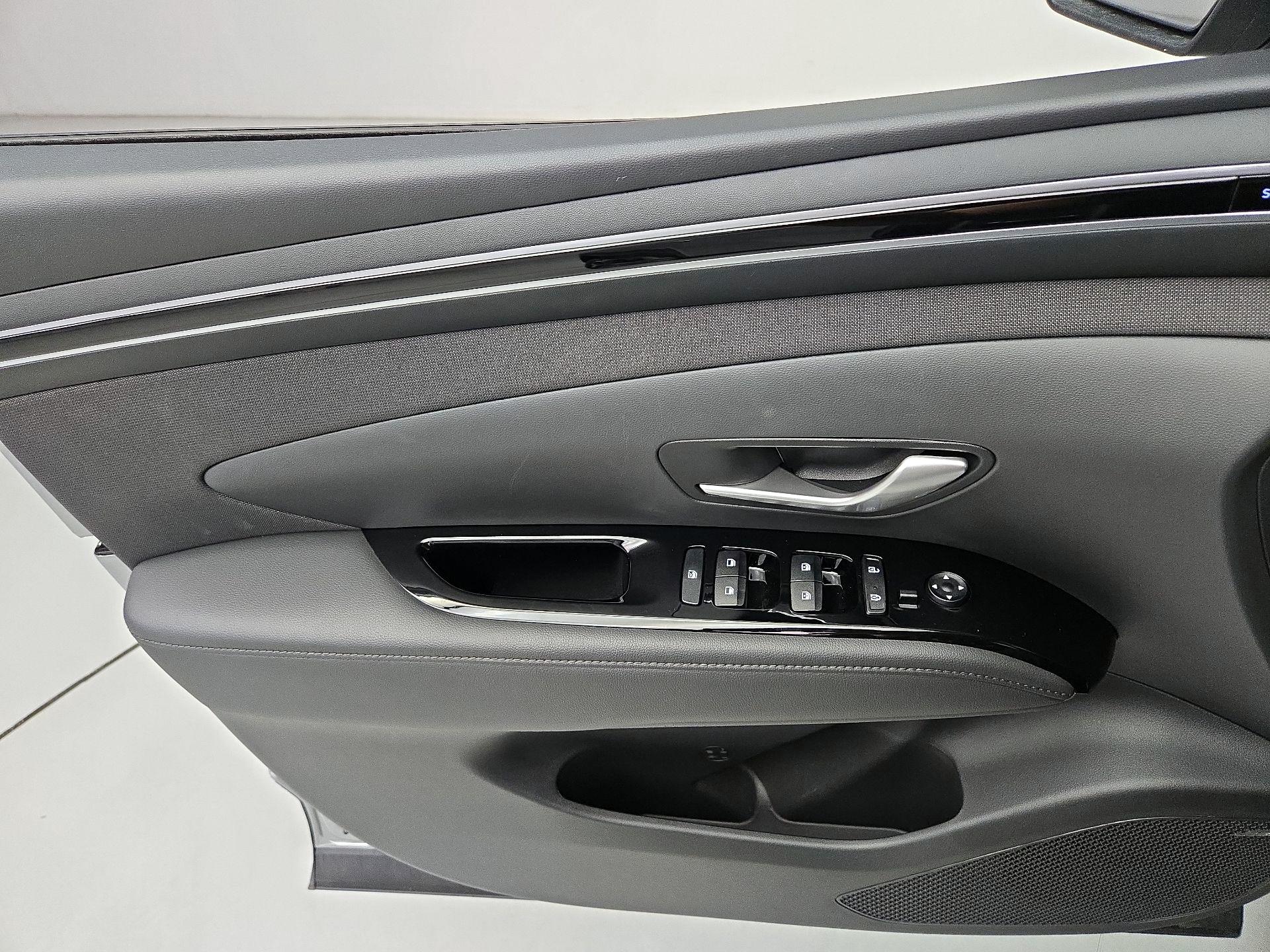 Thumbnail: 2024 Hyundai Tucson - 12