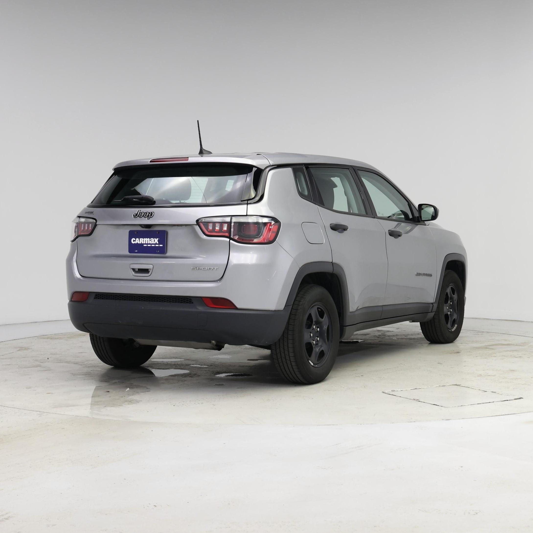 Thumbnail: 2021 Jeep Compass - 8
