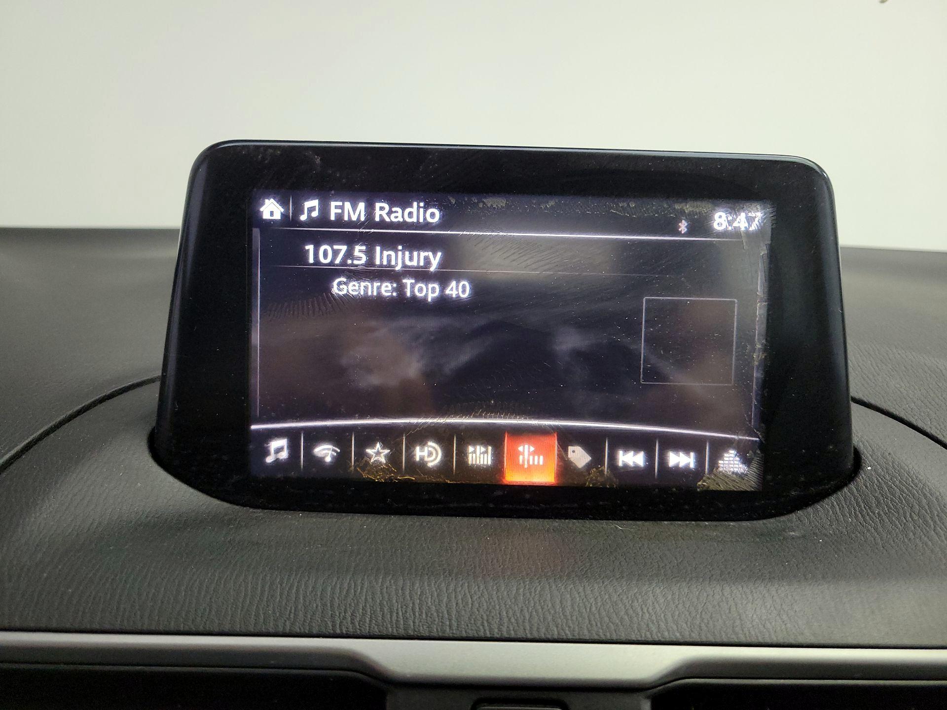 Thumbnail: 2018 Mazda Mazda3 - 15