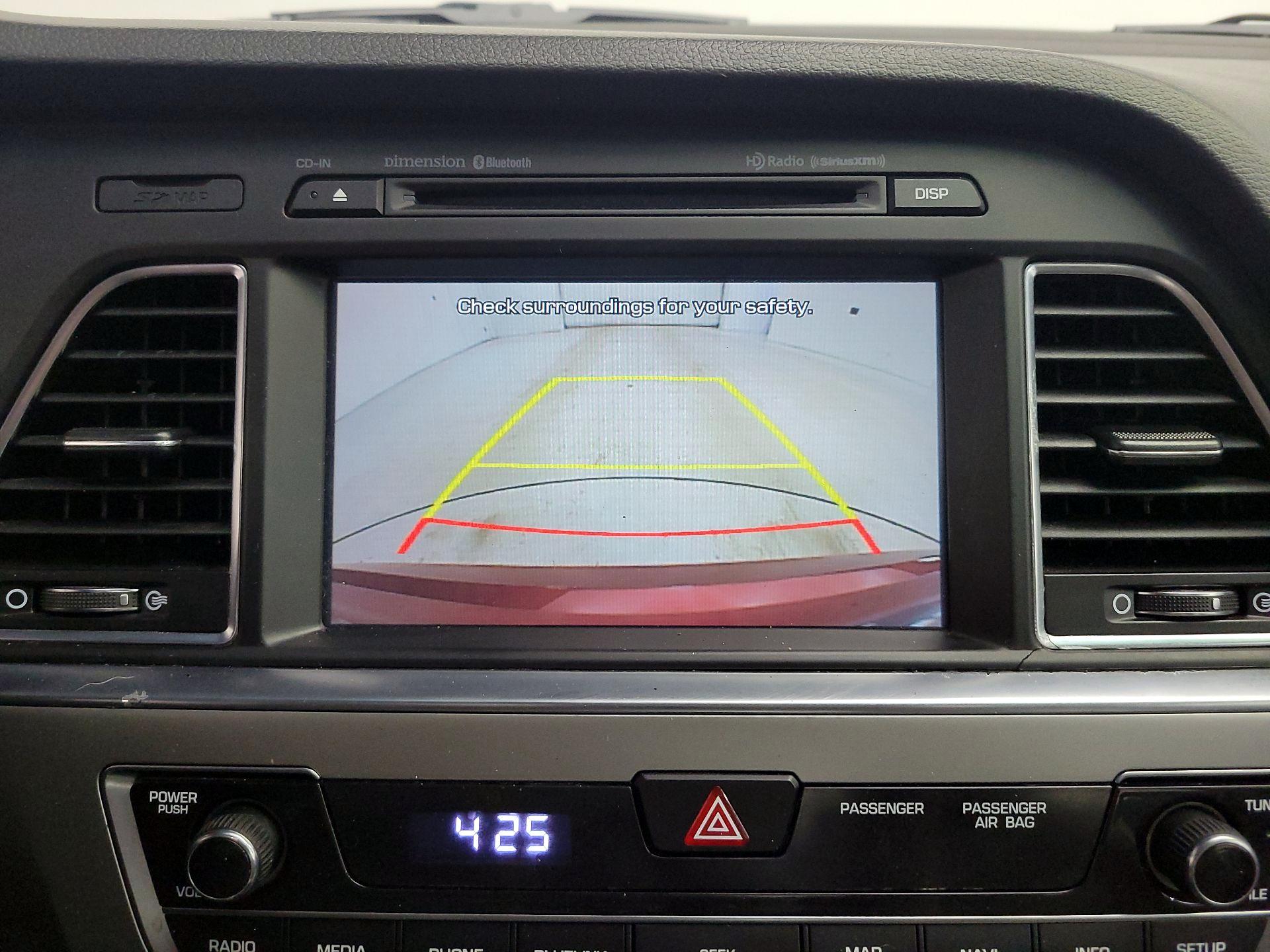 Thumbnail: 2016 Hyundai Sonata - 15