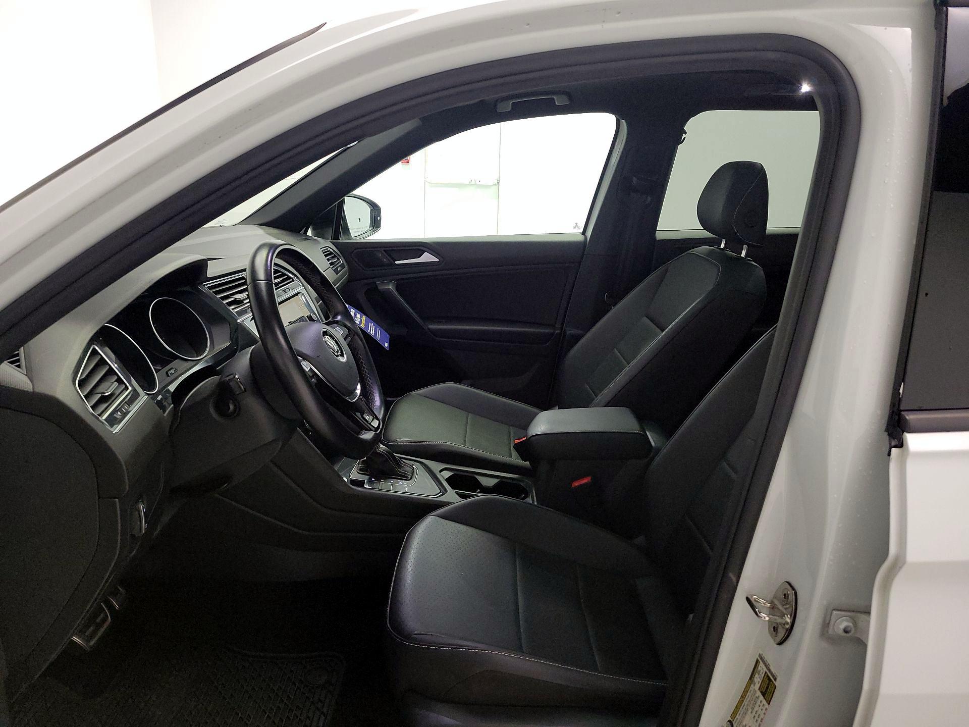 Thumbnail: 2021 Volkswagen Tiguan - 11