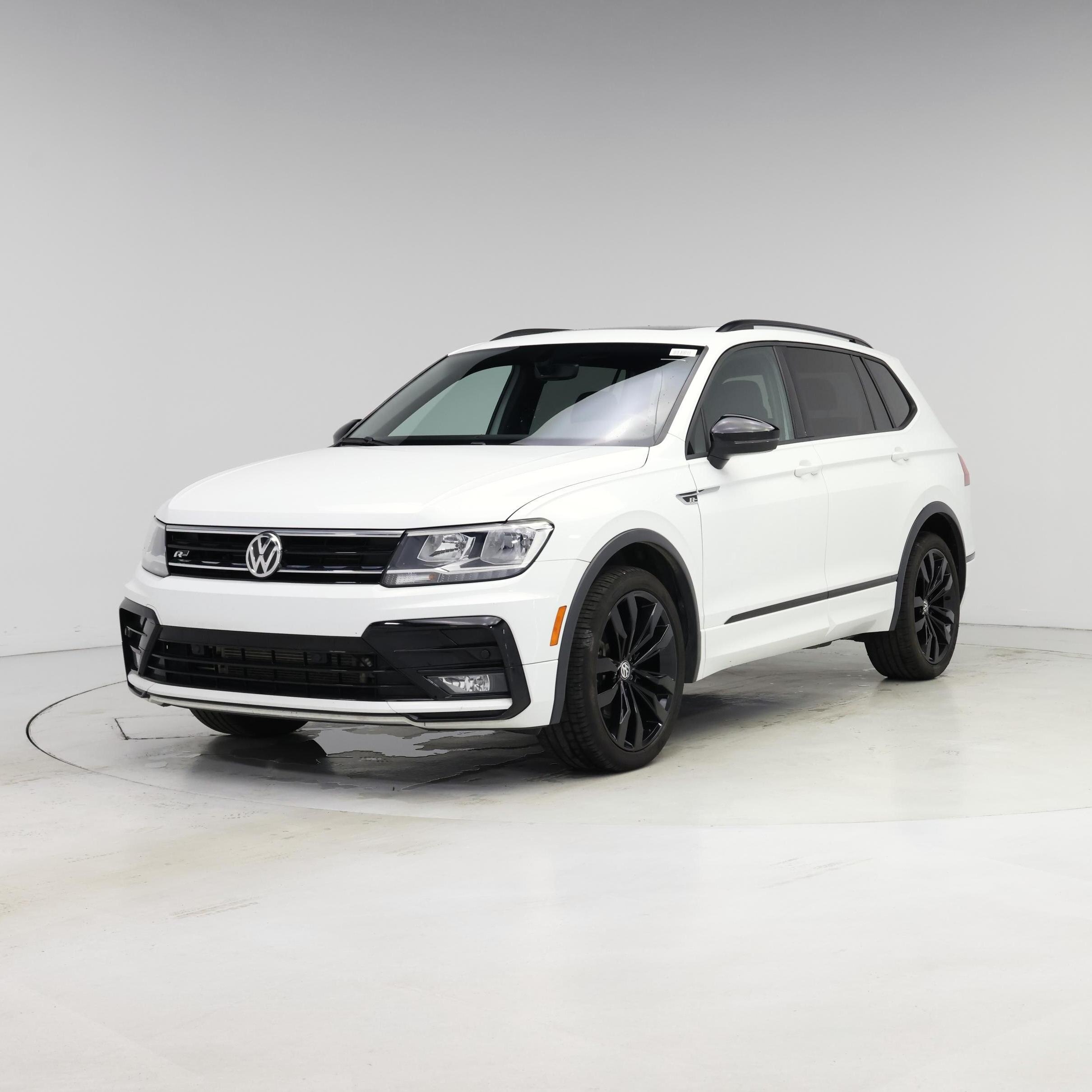 Thumbnail: 2021 Volkswagen Tiguan - 4