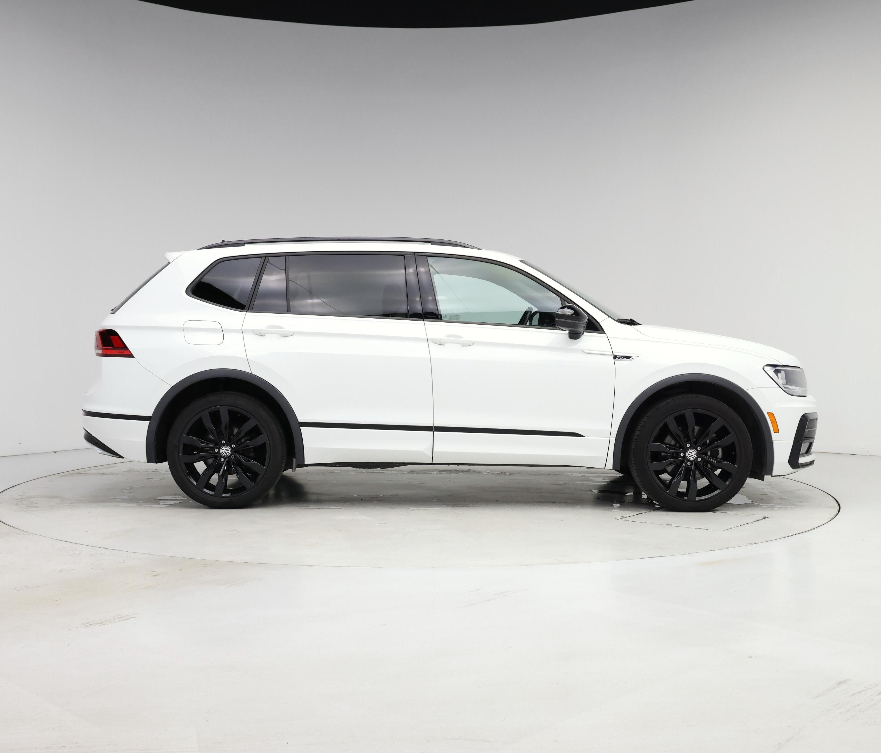 Thumbnail: 2021 Volkswagen Tiguan - 7