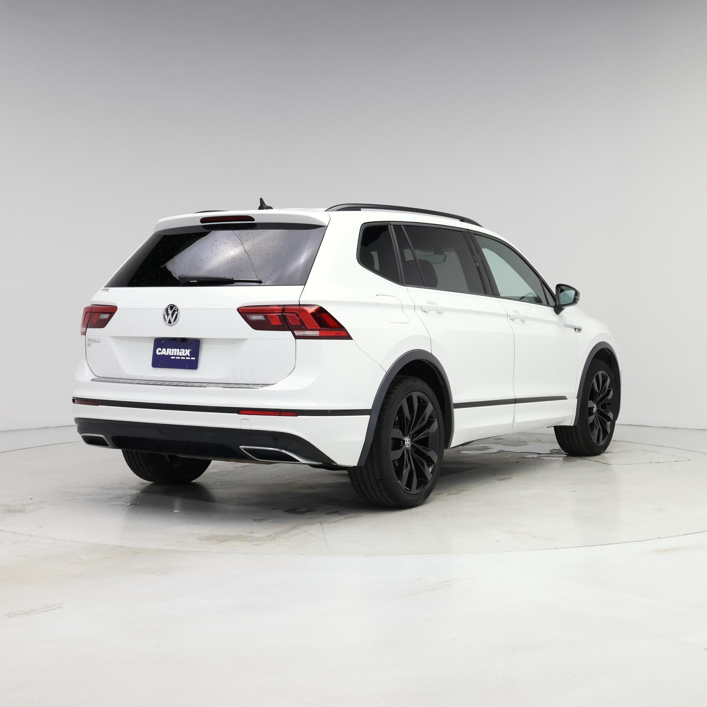 Thumbnail: 2021 Volkswagen Tiguan - 8