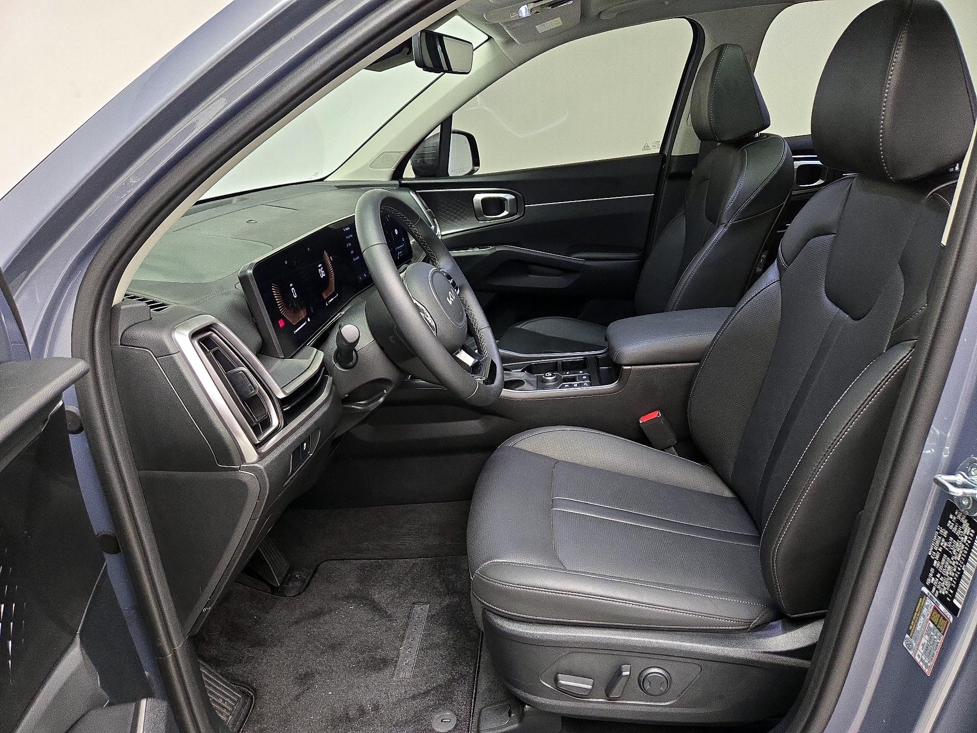 Thumbnail: 2025 Kia Sorento - 11
