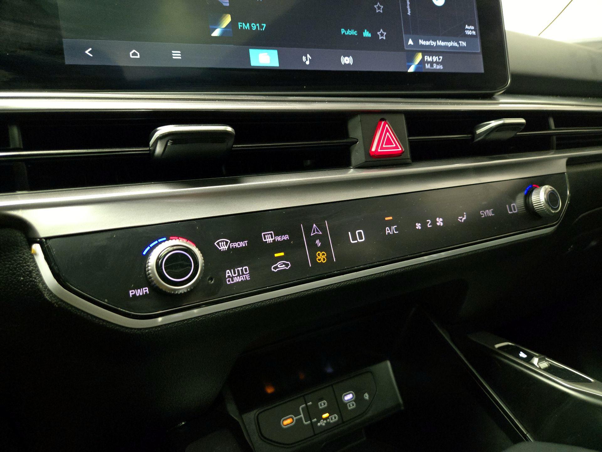 Thumbnail: 2025 Kia Sorento - 17