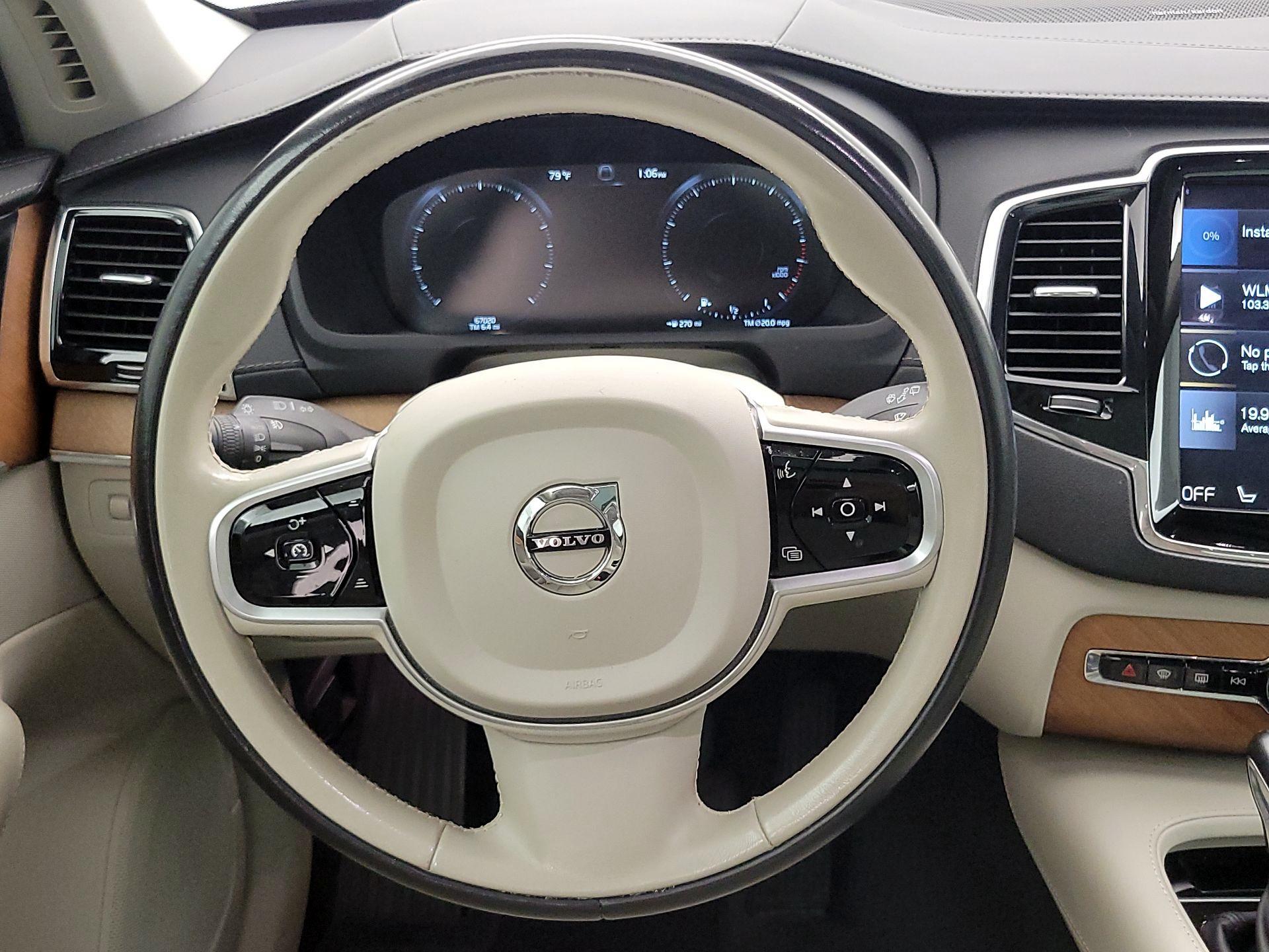 Thumbnail: 2019 Volvo XC90 - 10