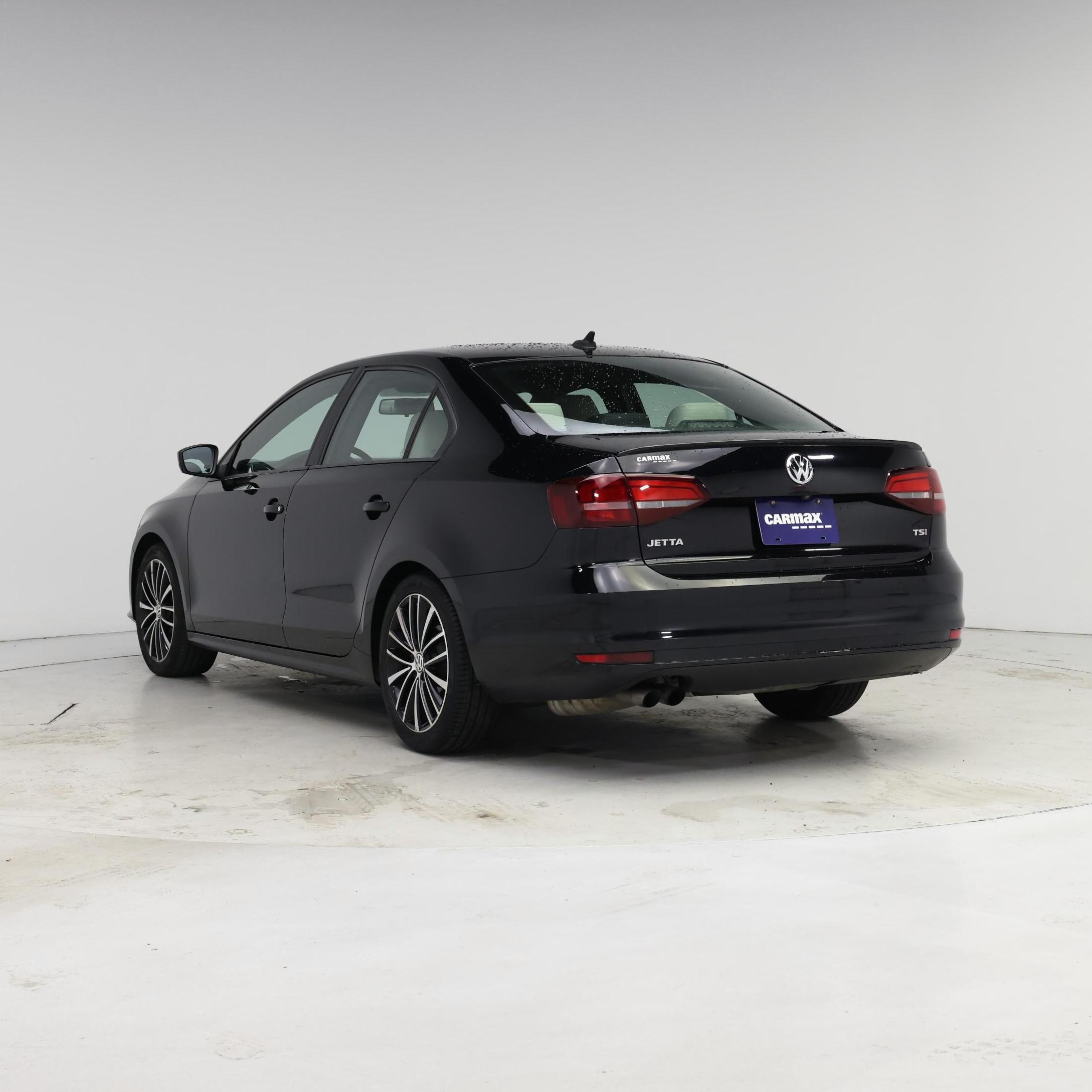 Thumbnail: 2016 Volkswagen Jetta - 2