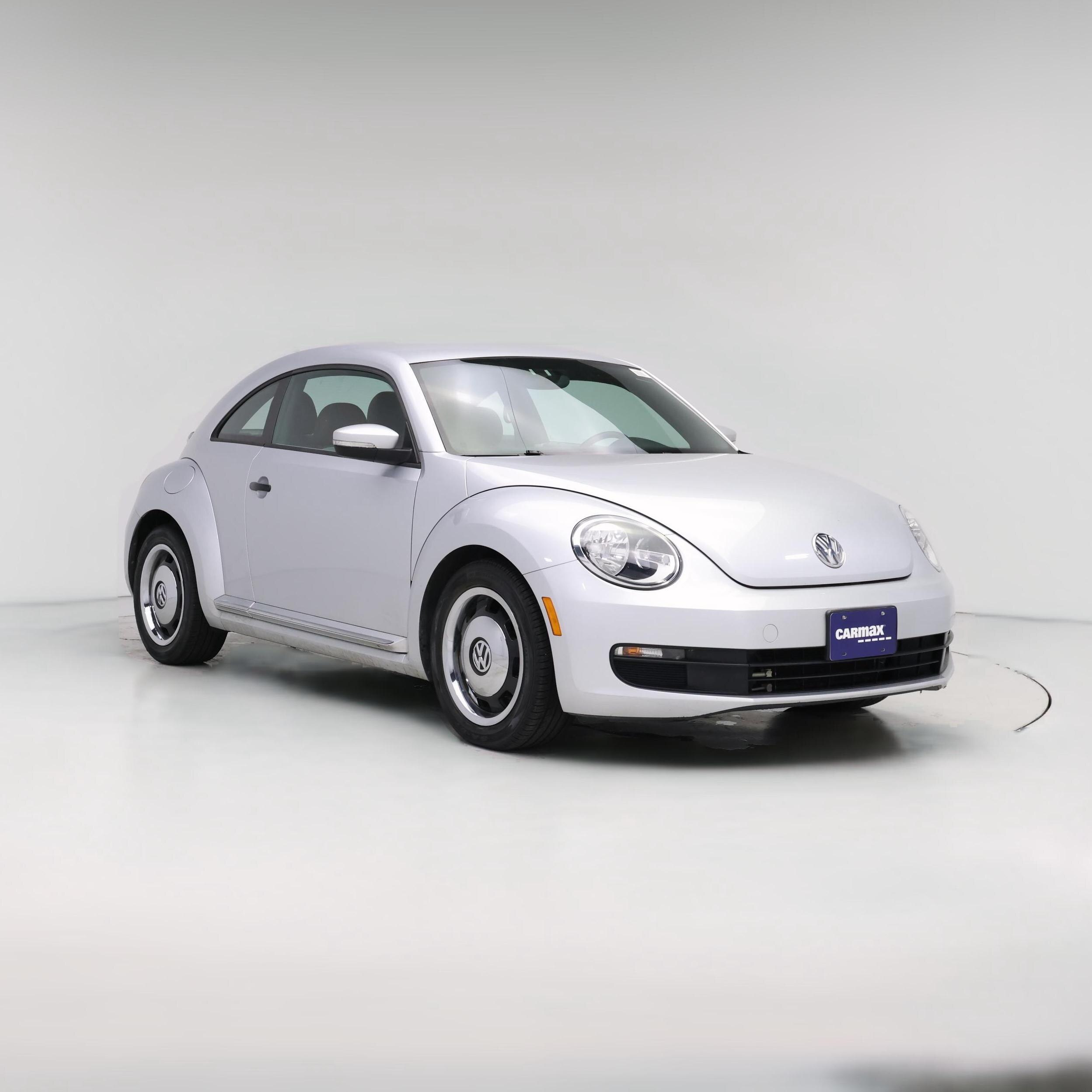 Thumbnail: 2015 Volkswagen Beetle - 1