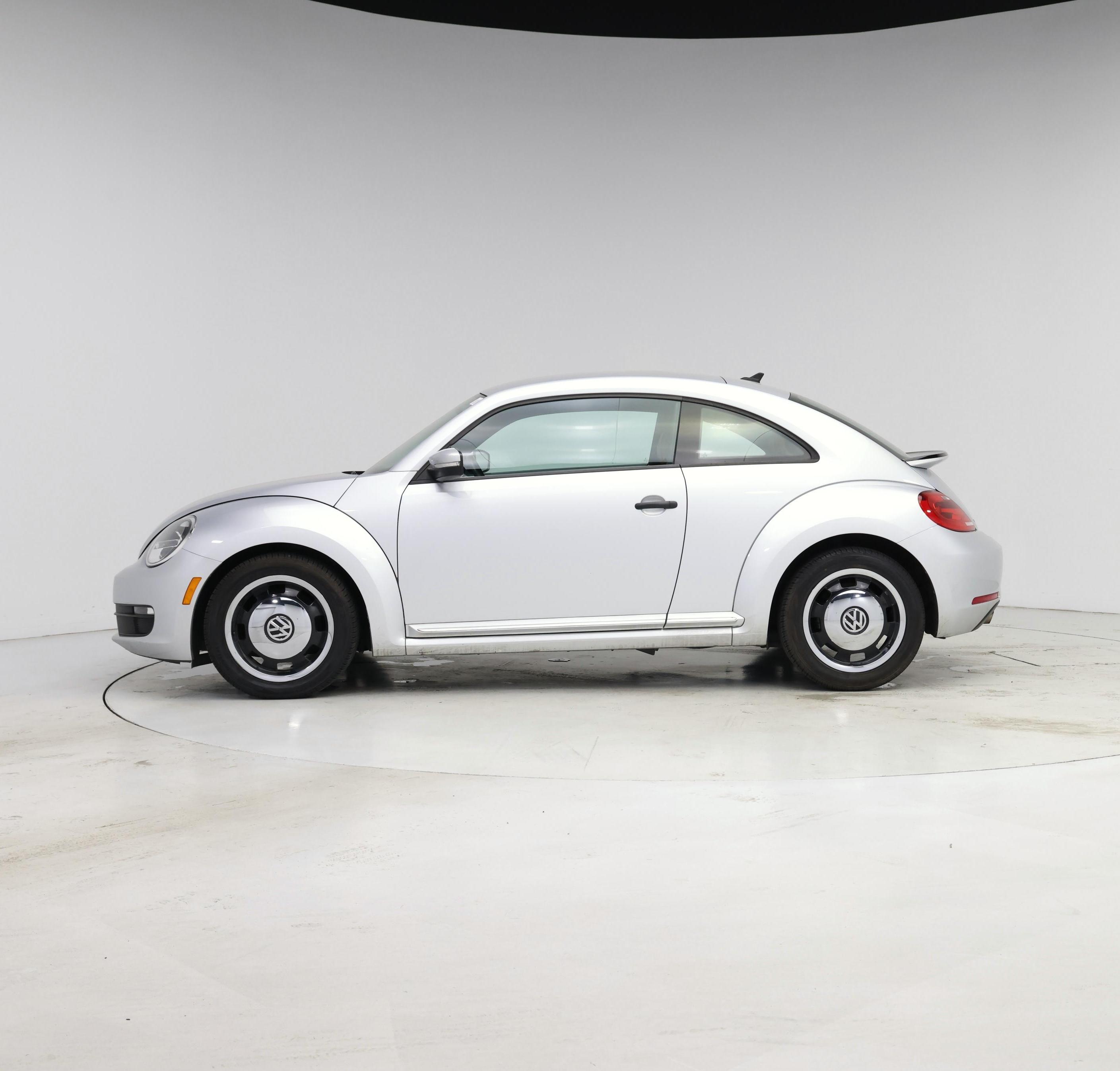 Thumbnail: 2015 Volkswagen Beetle - 3