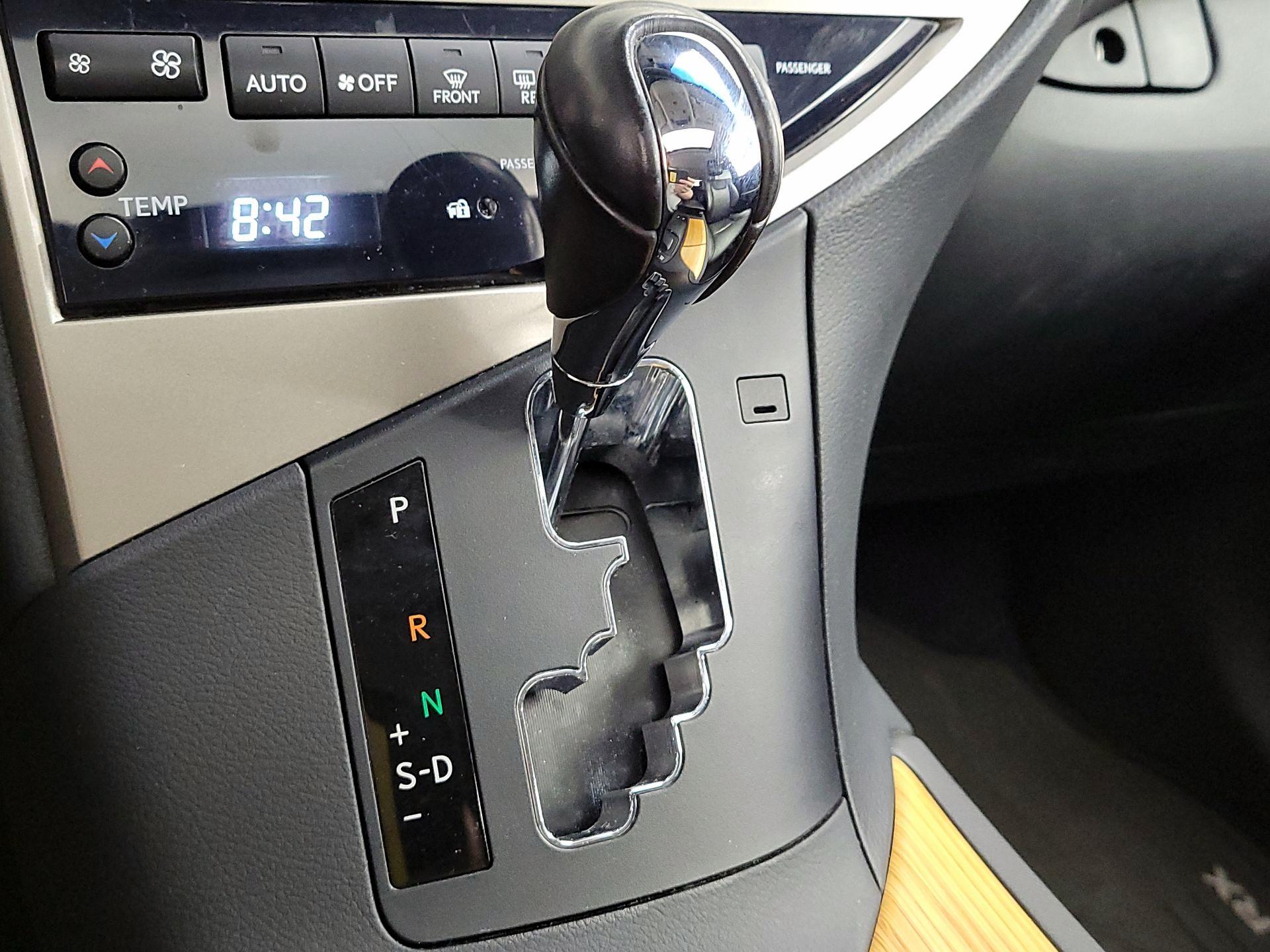 Thumbnail: 2014 Lexus RX - 18