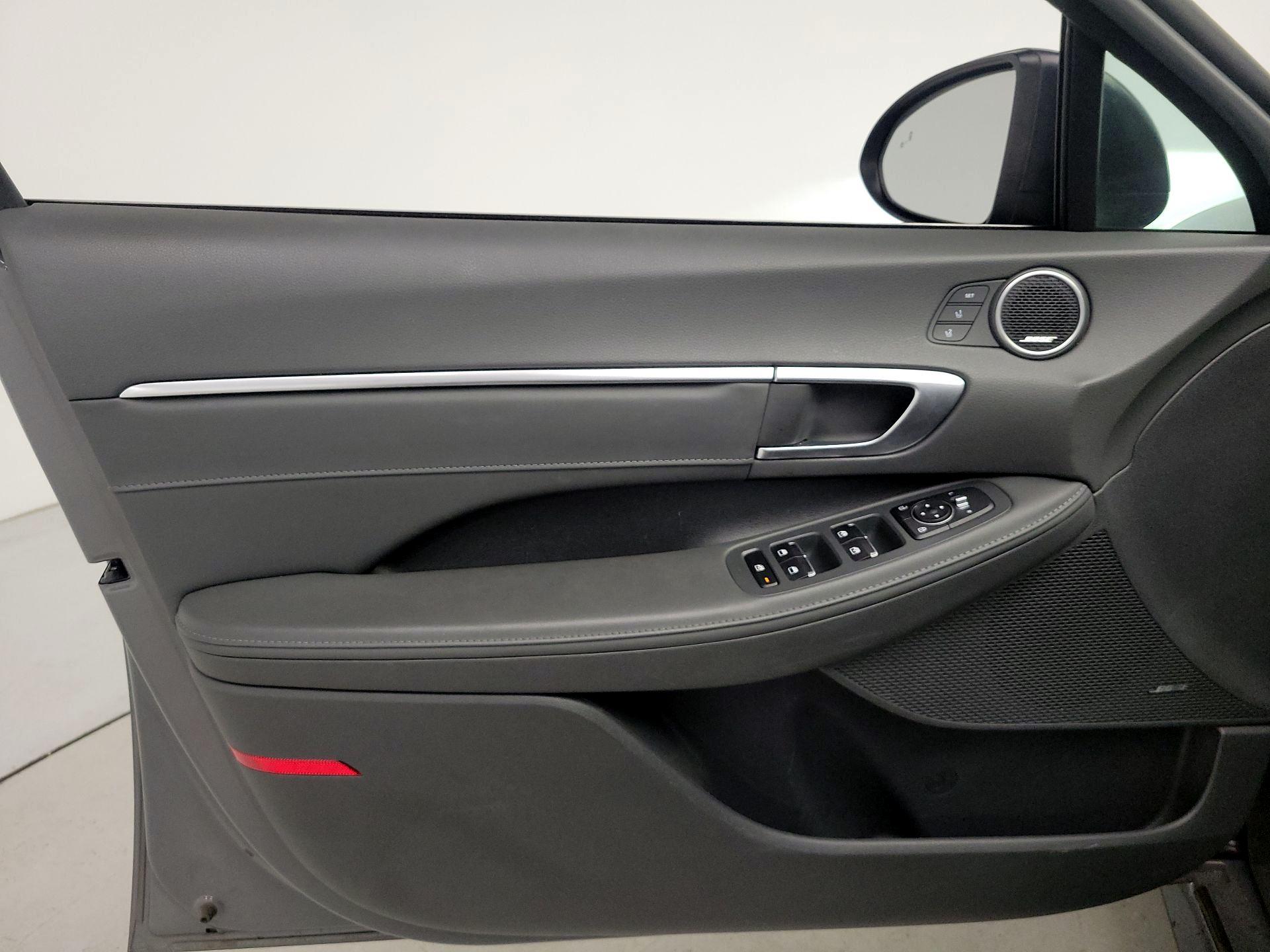 Thumbnail: 2020 Hyundai Sonata - 12