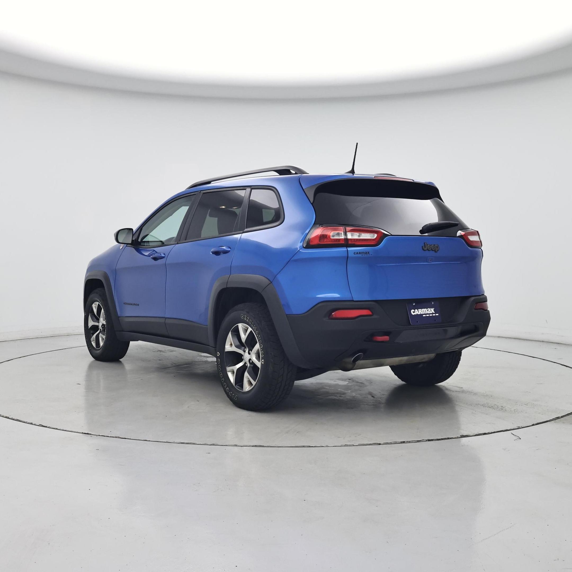 Thumbnail: 2017 Jeep Cherokee - 2