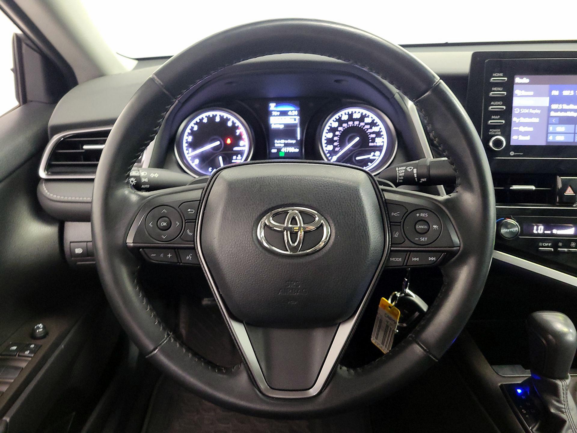 Thumbnail: 2023 Toyota Camry - 10