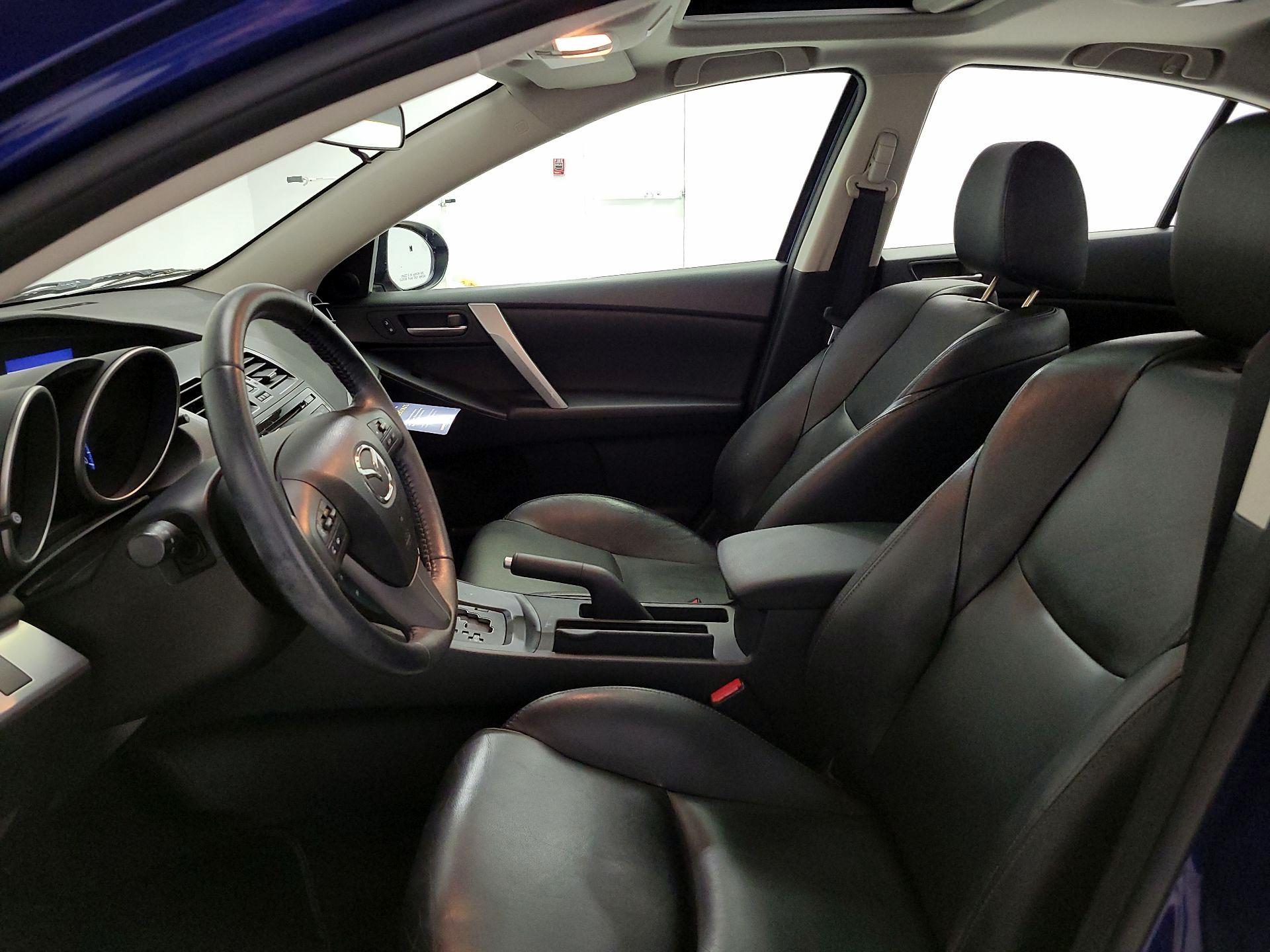 Thumbnail: 2013 Mazda Mazda3 - 11