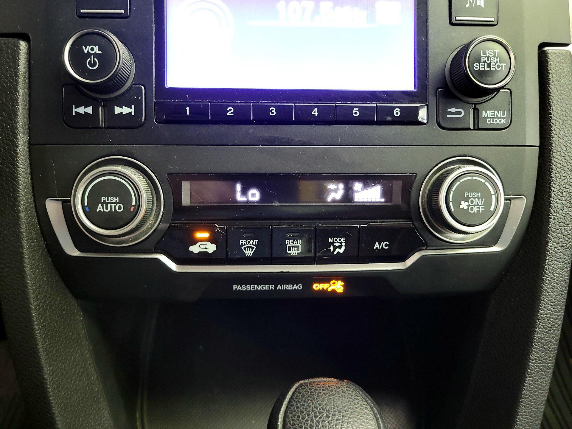 Thumbnail: 2017 Honda Civic - 16