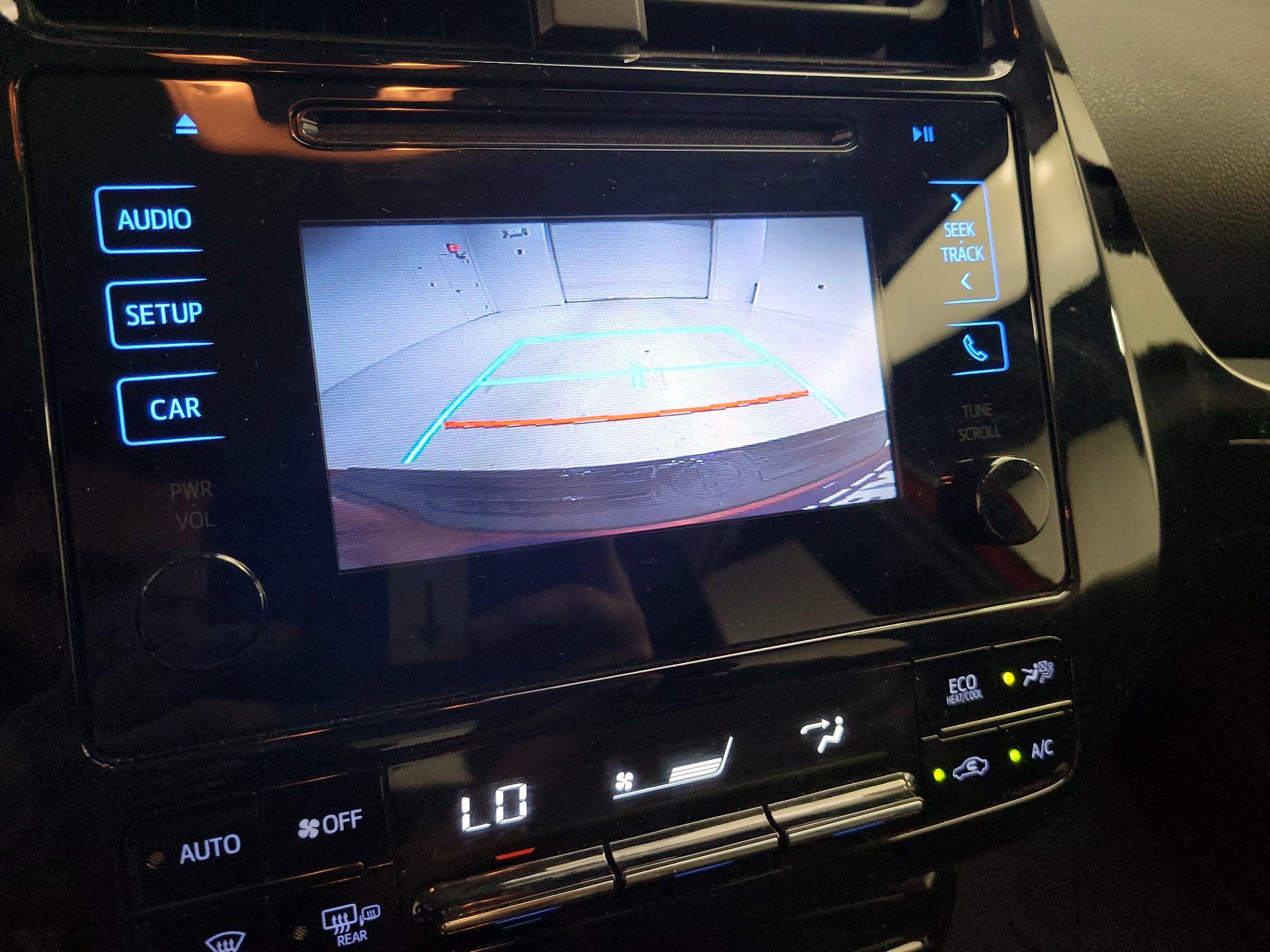 Thumbnail: 2019 Toyota Prius - 14