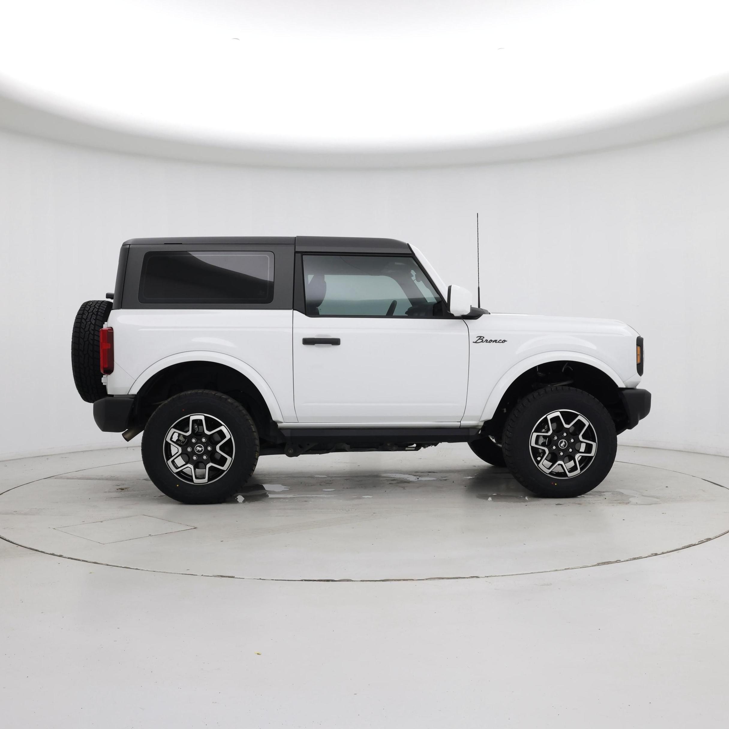 Thumbnail: 2023 Ford Bronco - 7