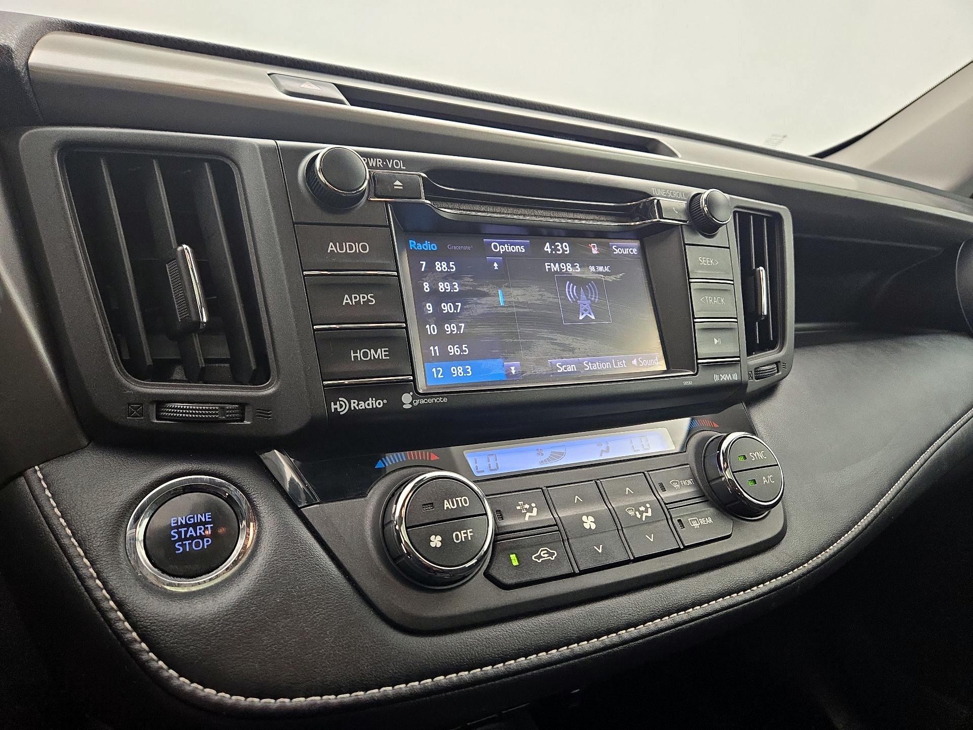 Thumbnail: 2018 Toyota RAV4 - 15