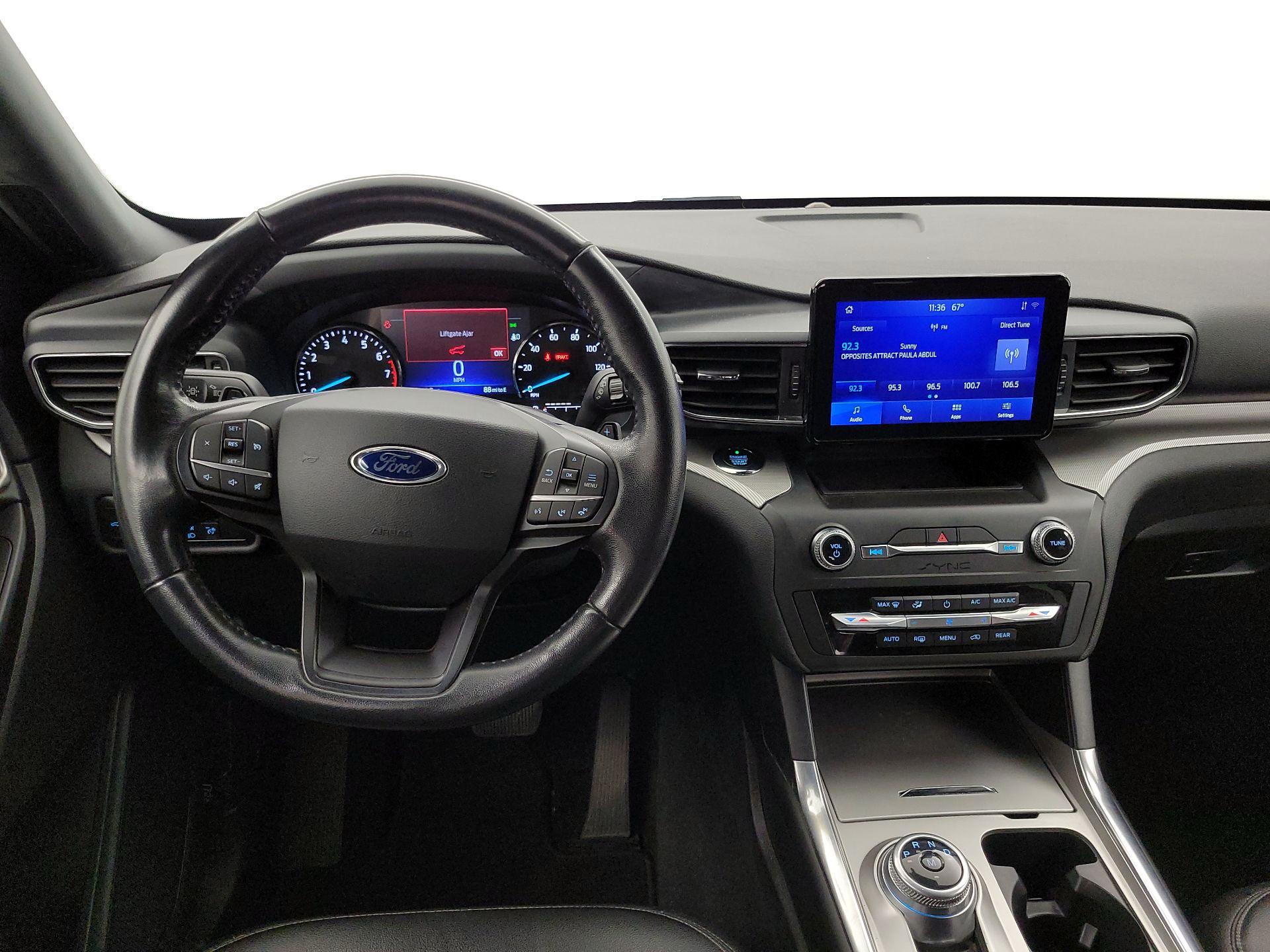 Thumbnail: 2020 Ford Explorer - 10