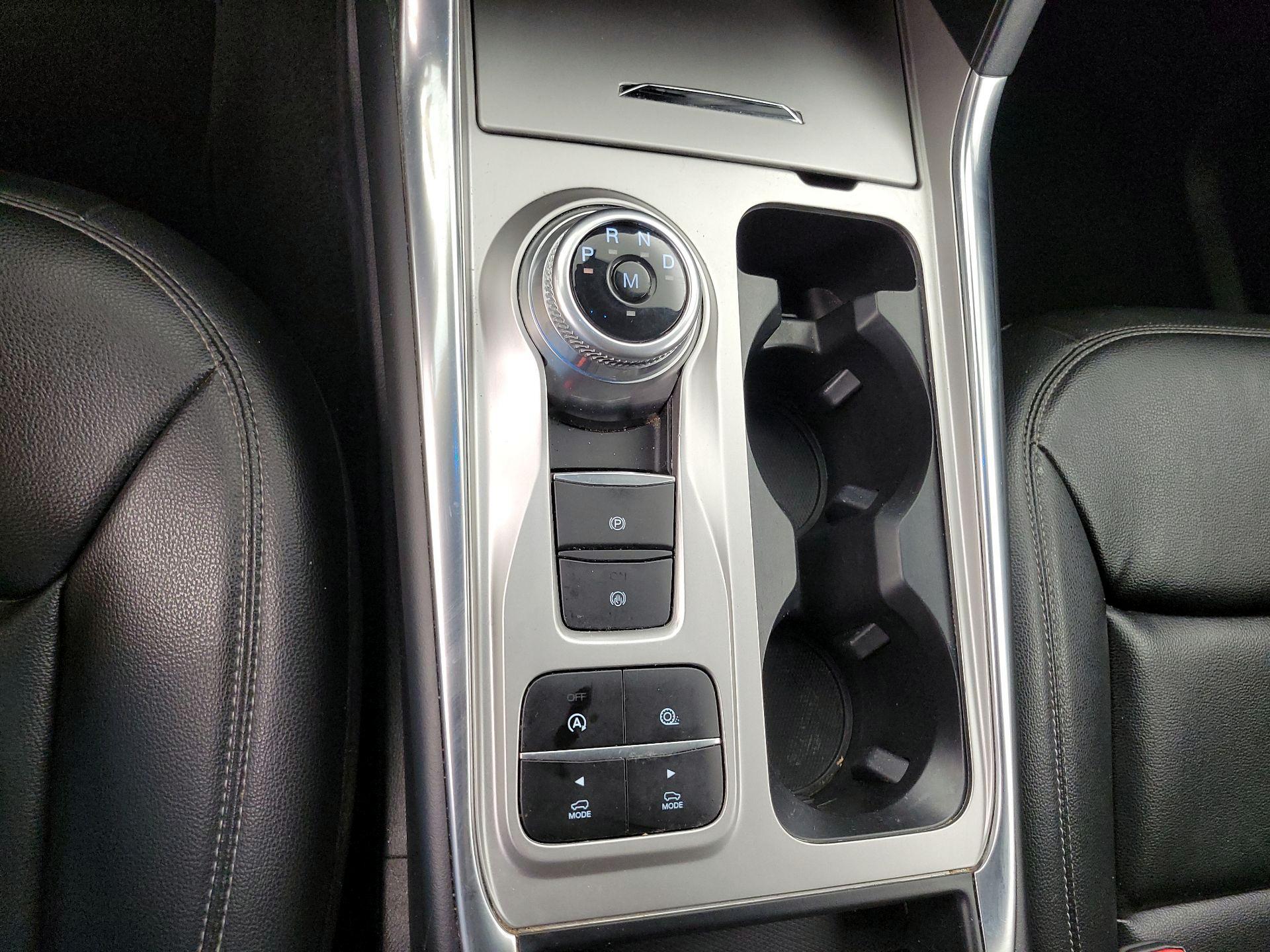 Thumbnail: 2020 Ford Explorer - 17