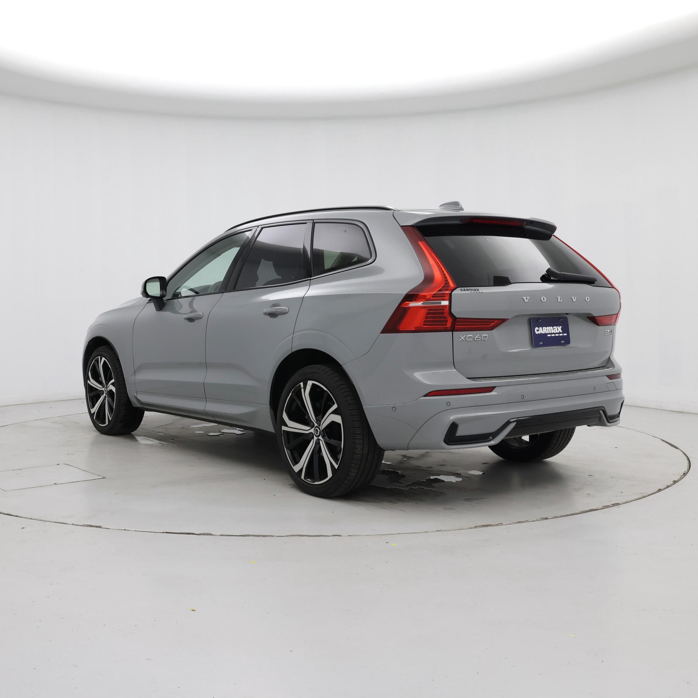 Thumbnail: 2025 Volvo XC60 - 2