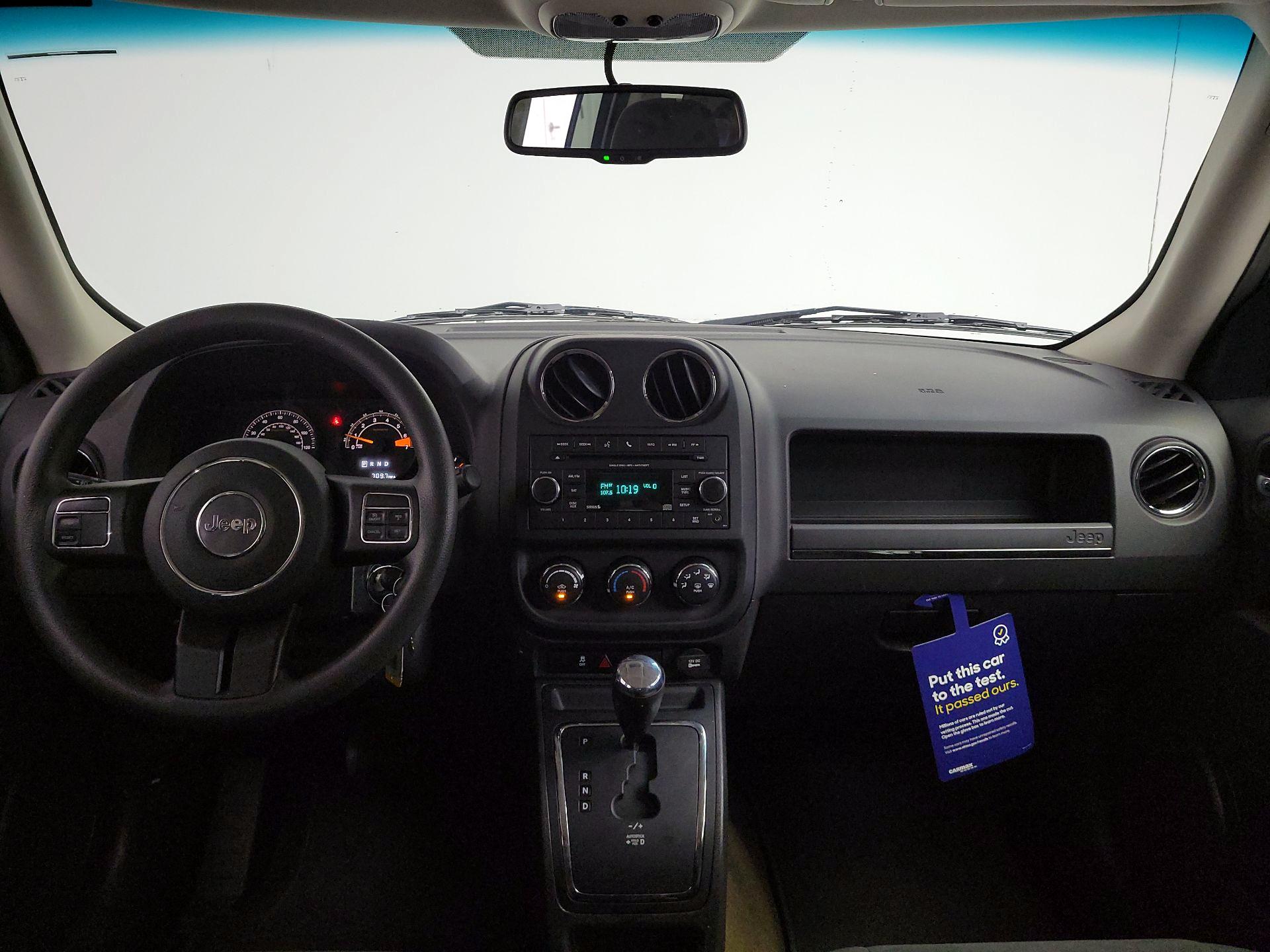 Thumbnail: 2017 Jeep Patriot - 9