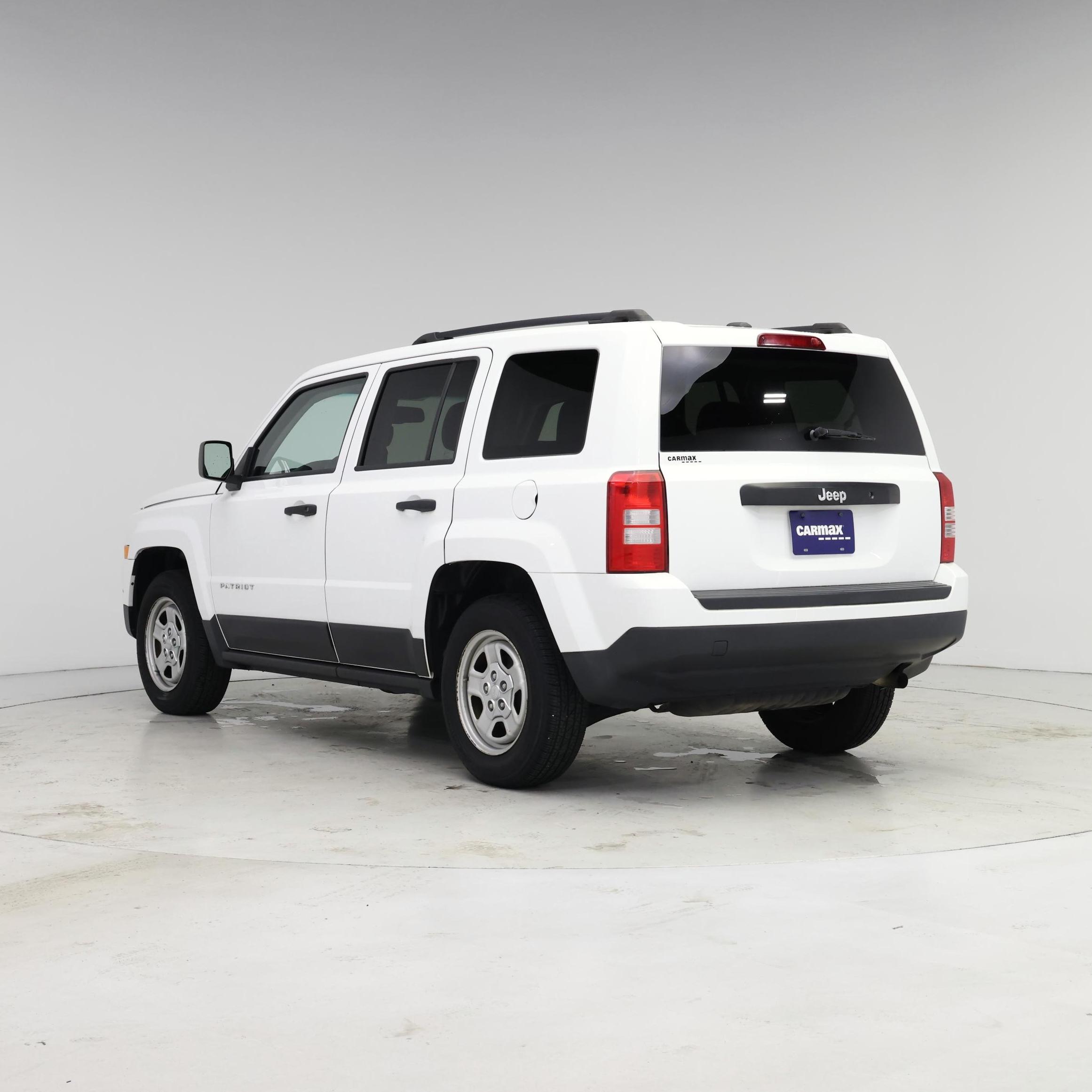 Thumbnail: 2017 Jeep Patriot - 2