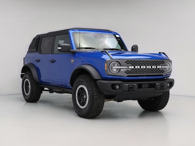 Blue 2022 Ford Bronco Badlands