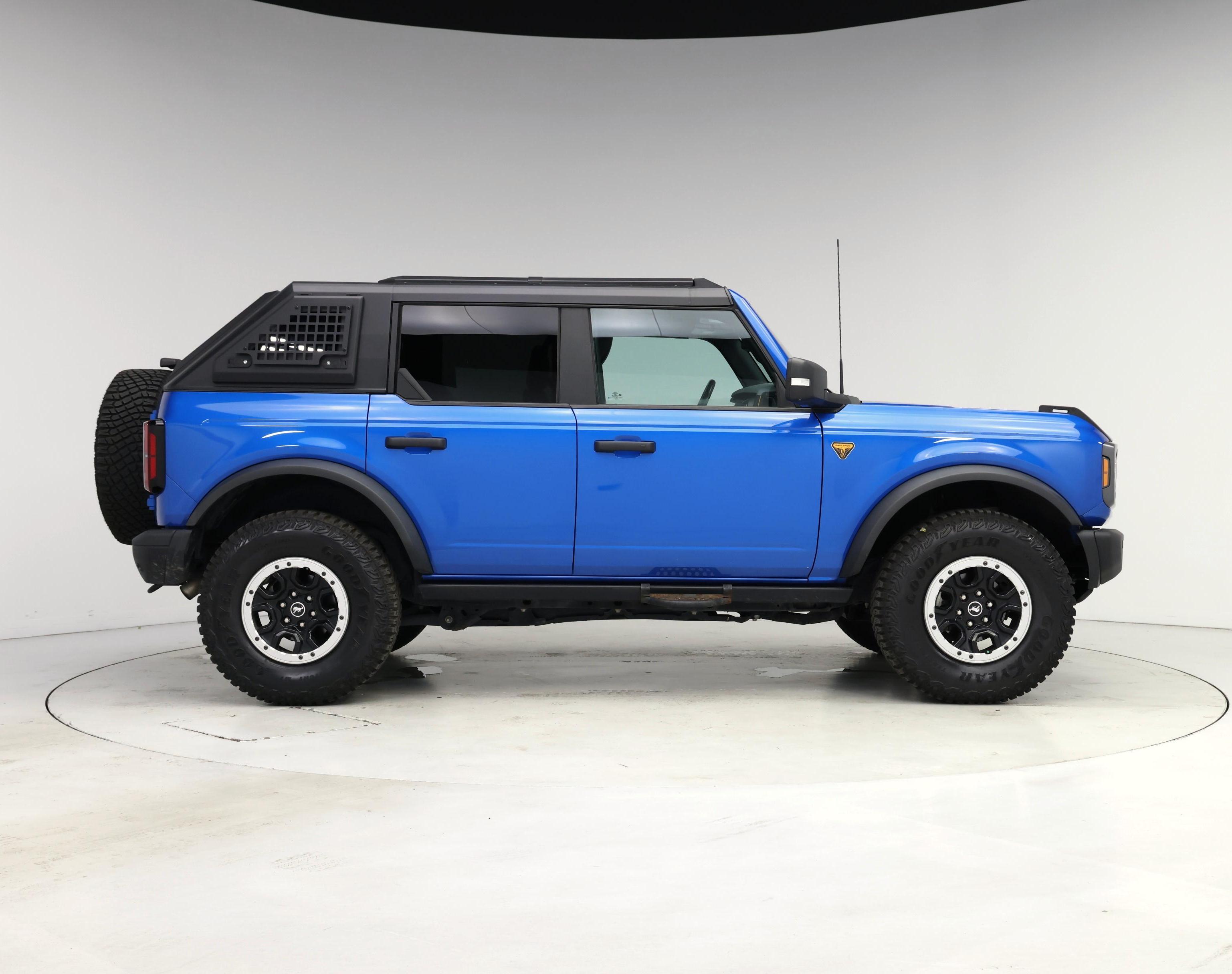 Thumbnail: 2022 Ford Bronco - 7