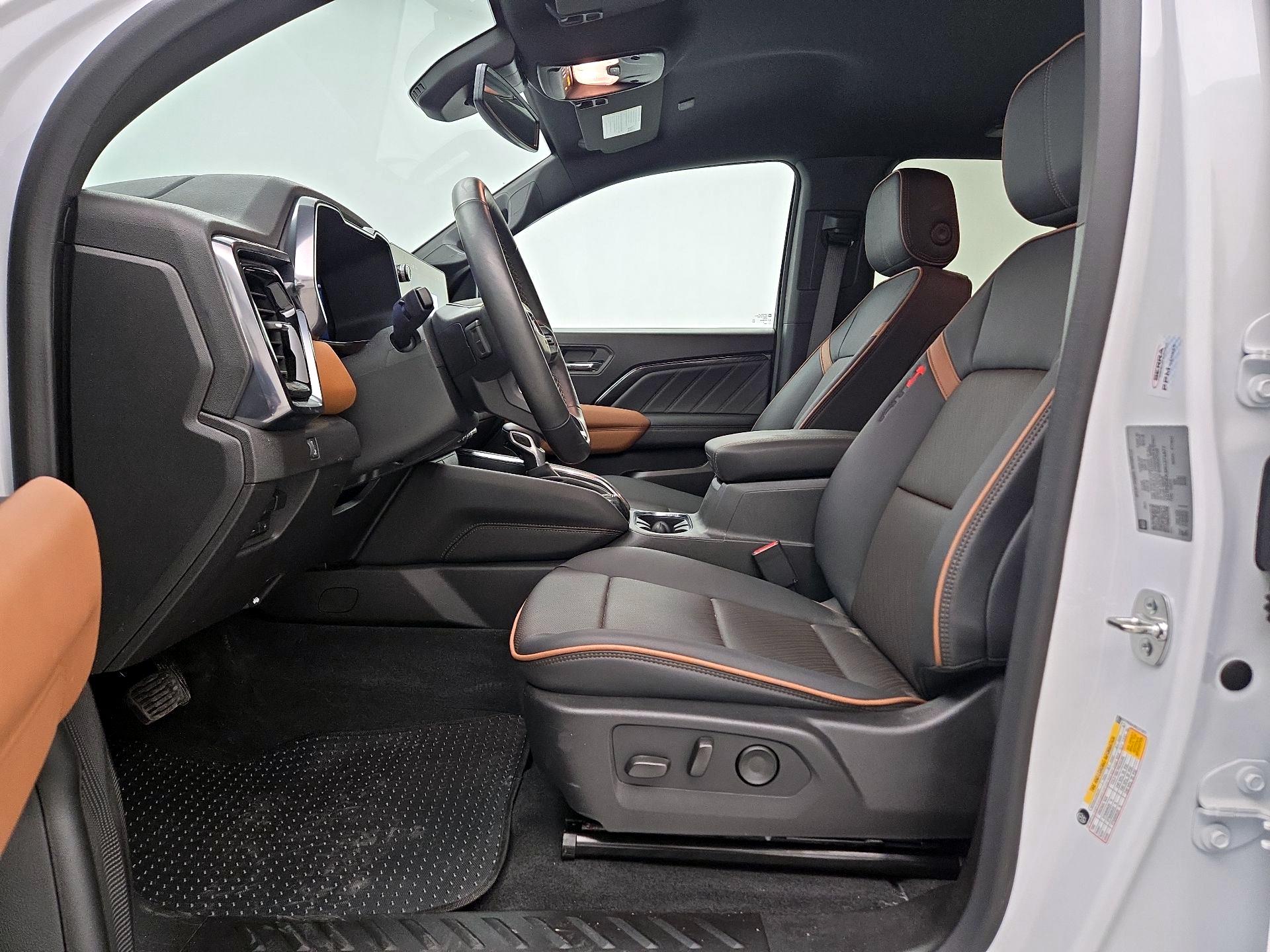 Thumbnail: 2024 GMC Canyon - 11