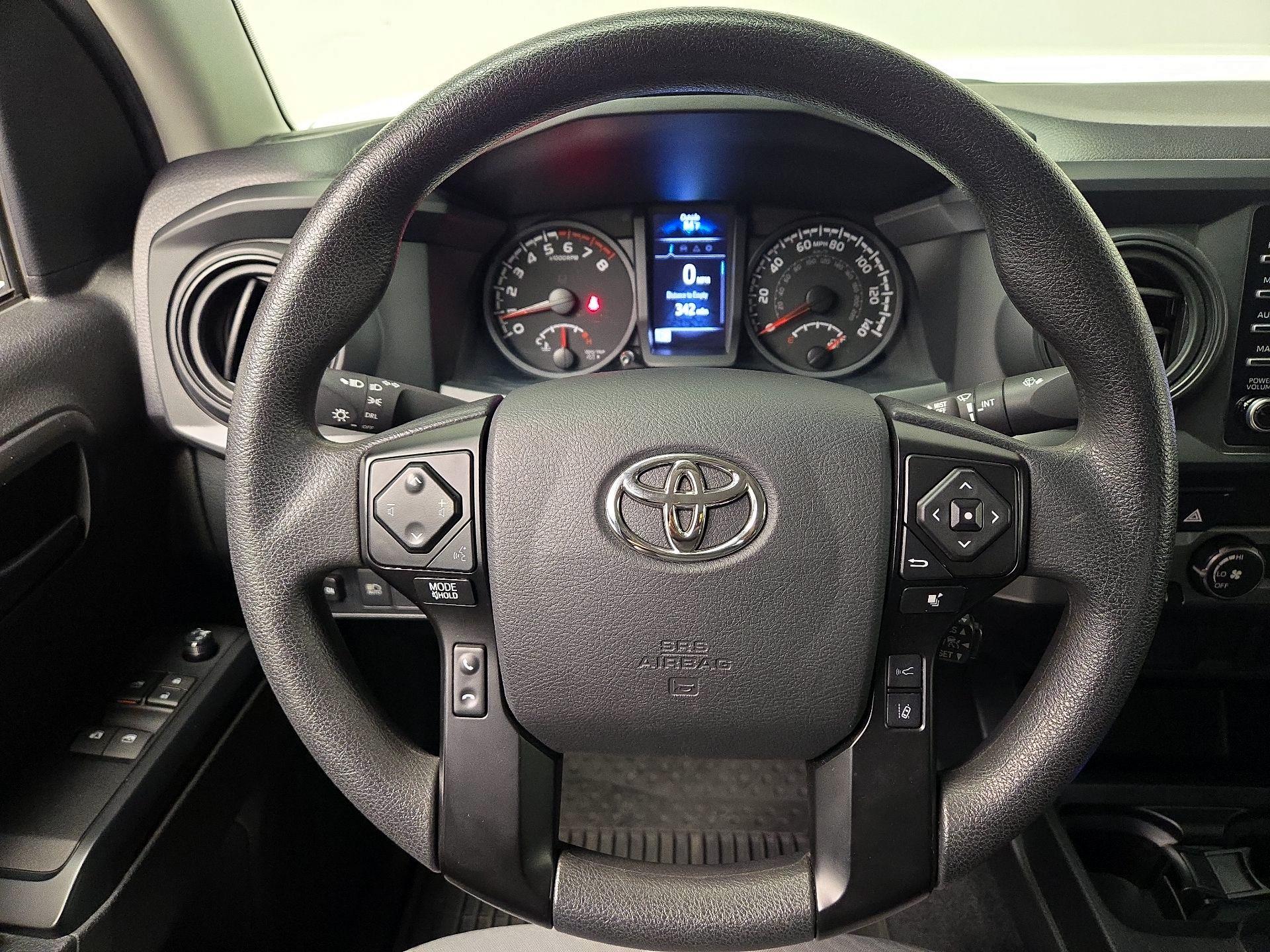 Thumbnail: 2022 Toyota Tacoma - 10