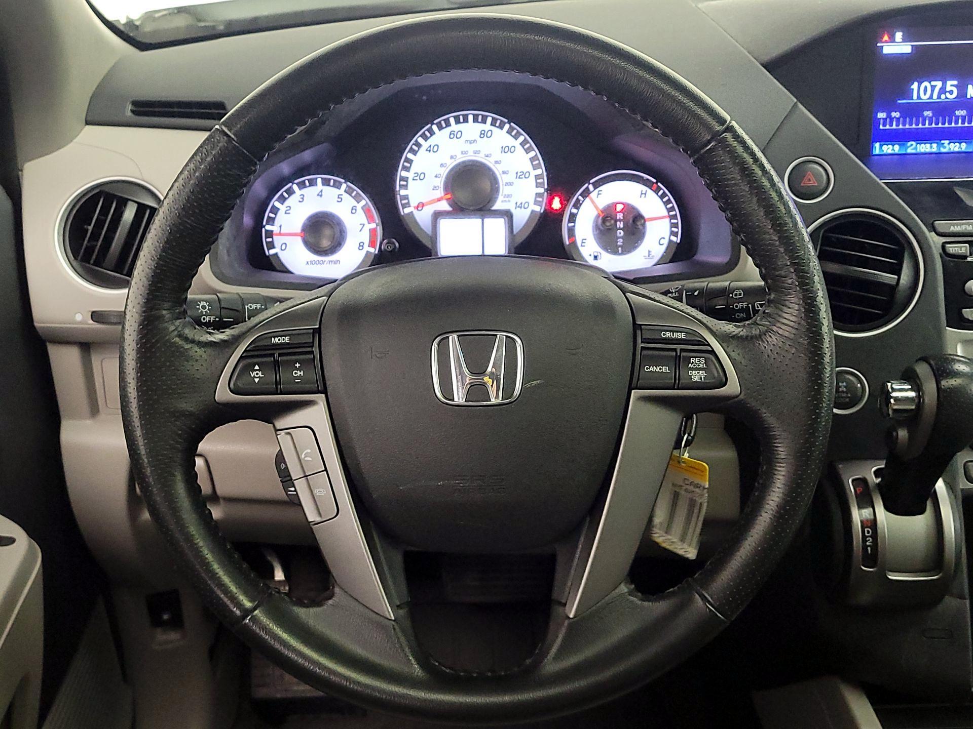 Thumbnail: 2015 Honda Pilot - 10