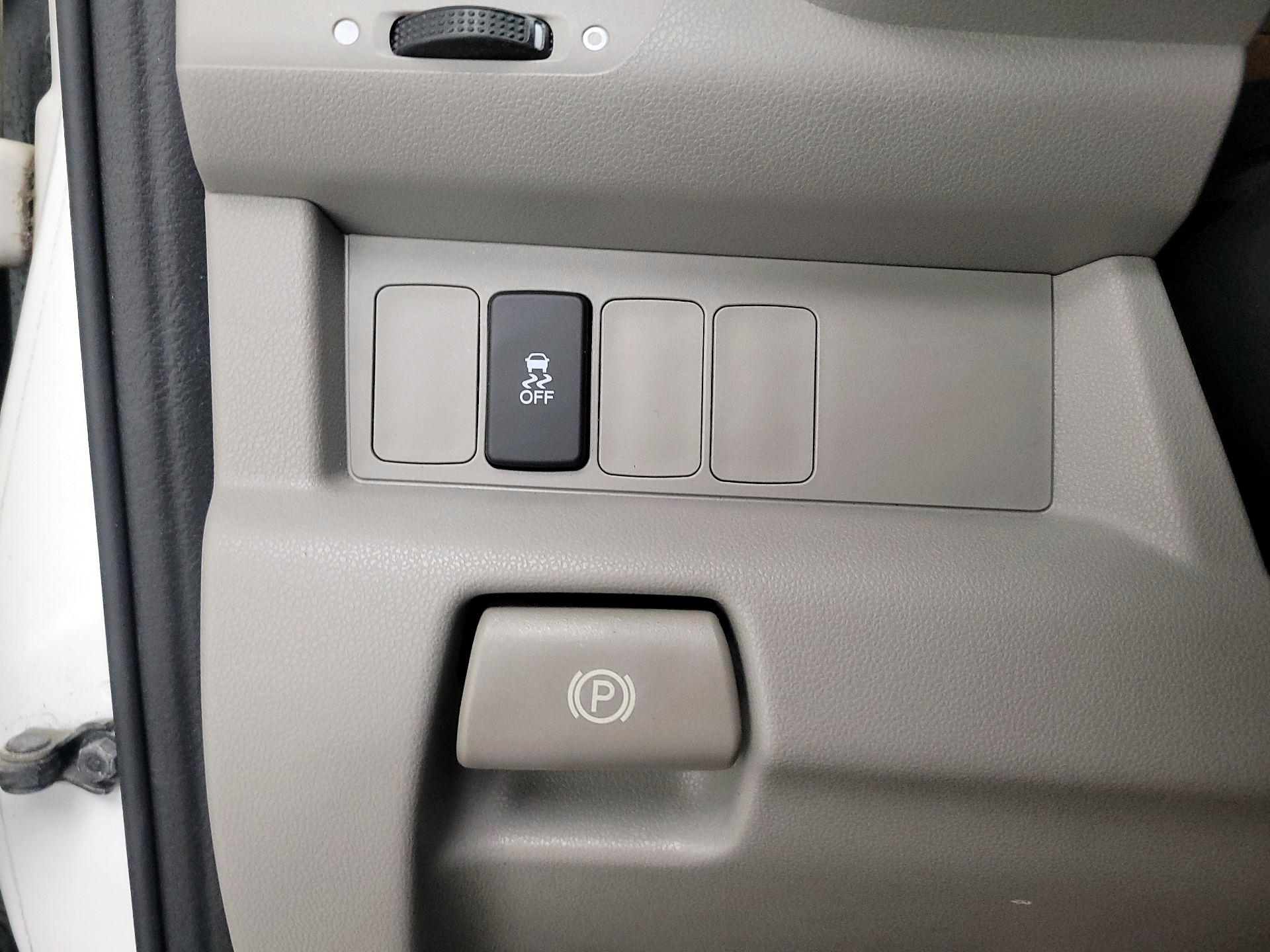 Thumbnail: 2015 Honda Pilot - 13