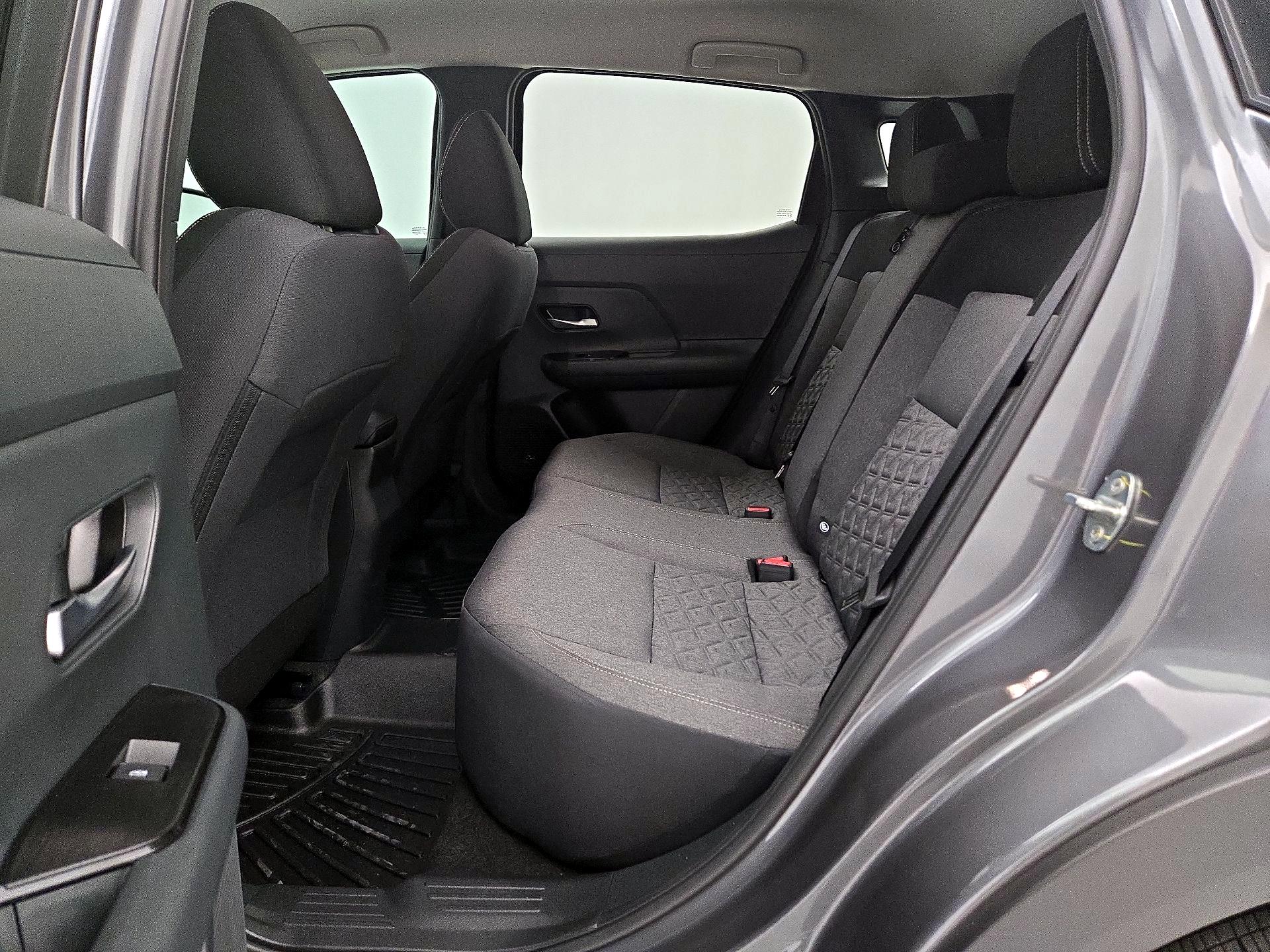 Thumbnail: 2025 Nissan Kicks - 19